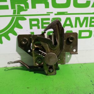 cerradura_capo_1478991_ford_fiesta_cbk_ambiente