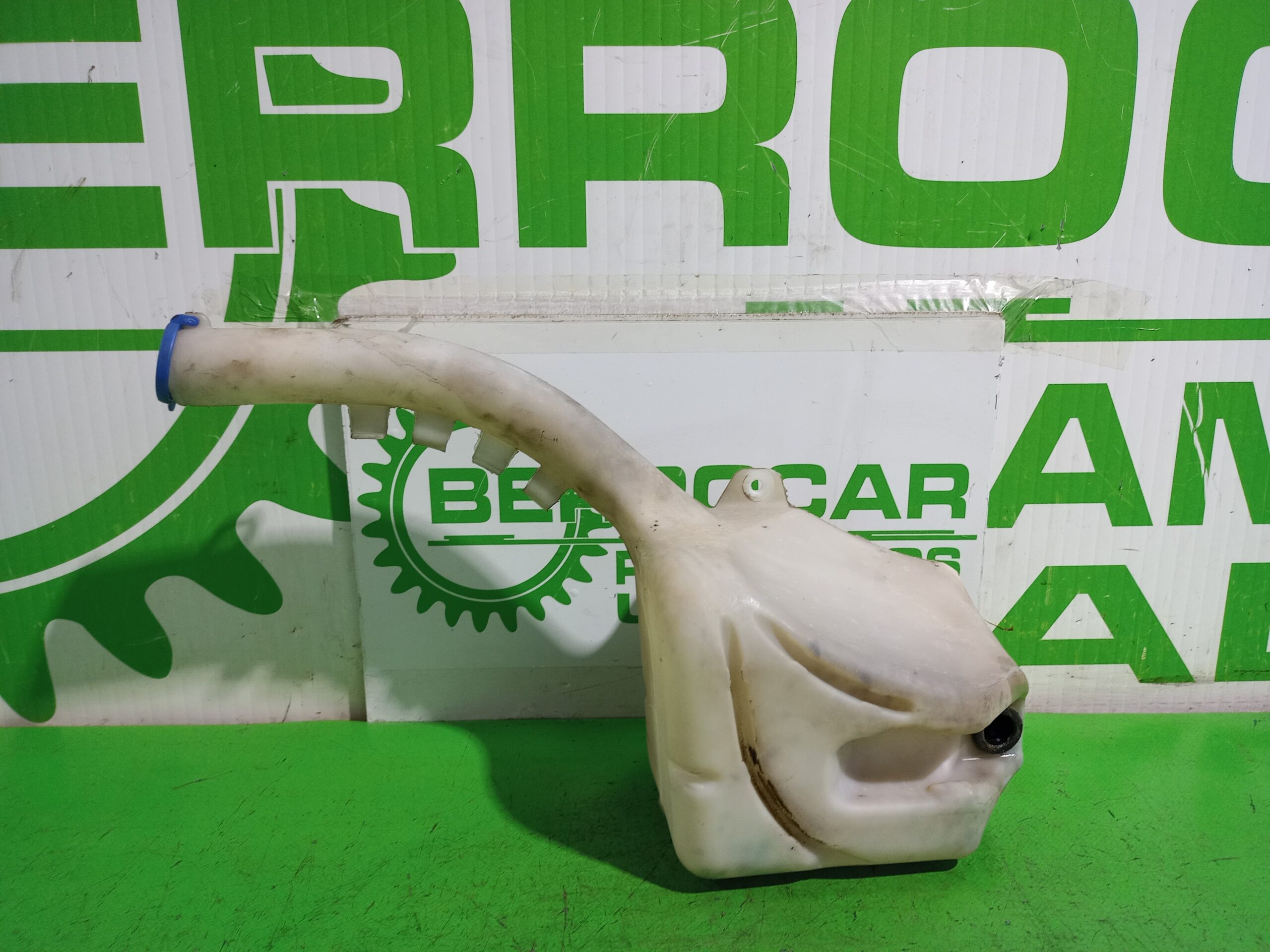 deposito_limpia_2s6117618_ford_fiesta_cbk_ambiente