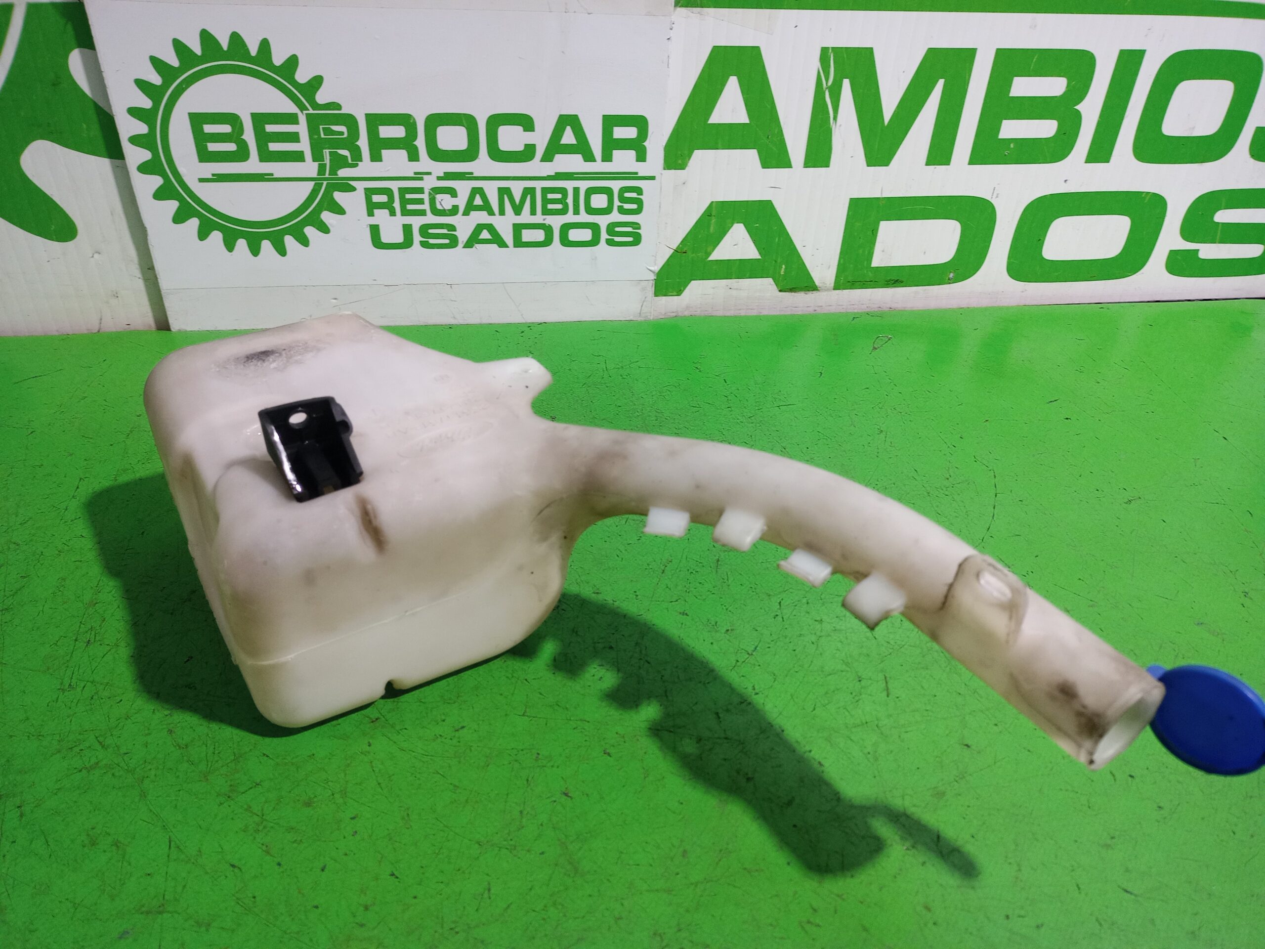 deposito_limpia_2s6117618_ford_fiesta_cbk_ambiente