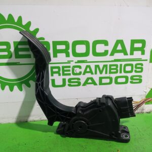 pedal_acelerador_2s619f836aa_ford_fiesta_cbk_ambiente