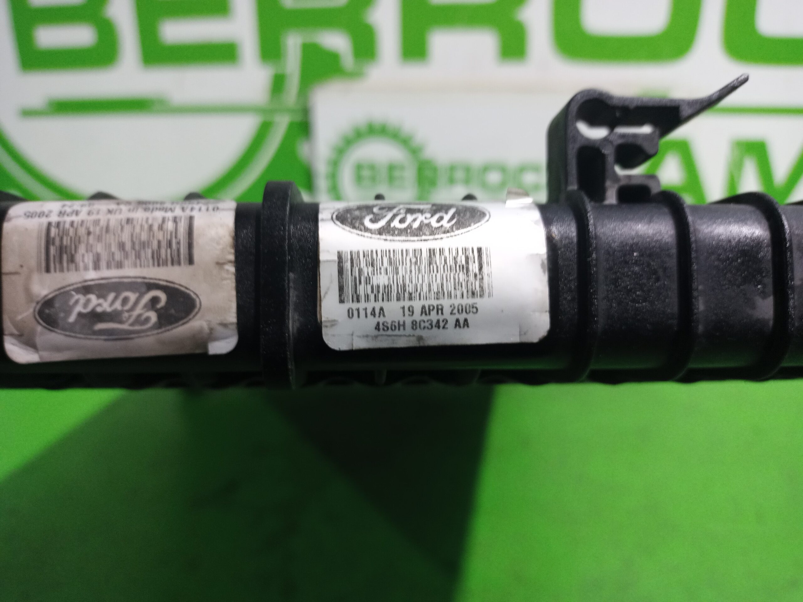 radiador_agua_4s6h8c342_ford_fiesta_cbk_ambiente