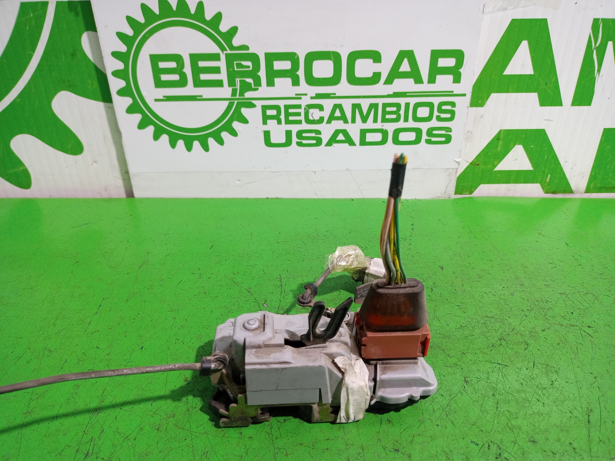 cerradura_puerta_delantera_derecha_9136j2_citr_n_xsara_berlina_1_9_d_sx