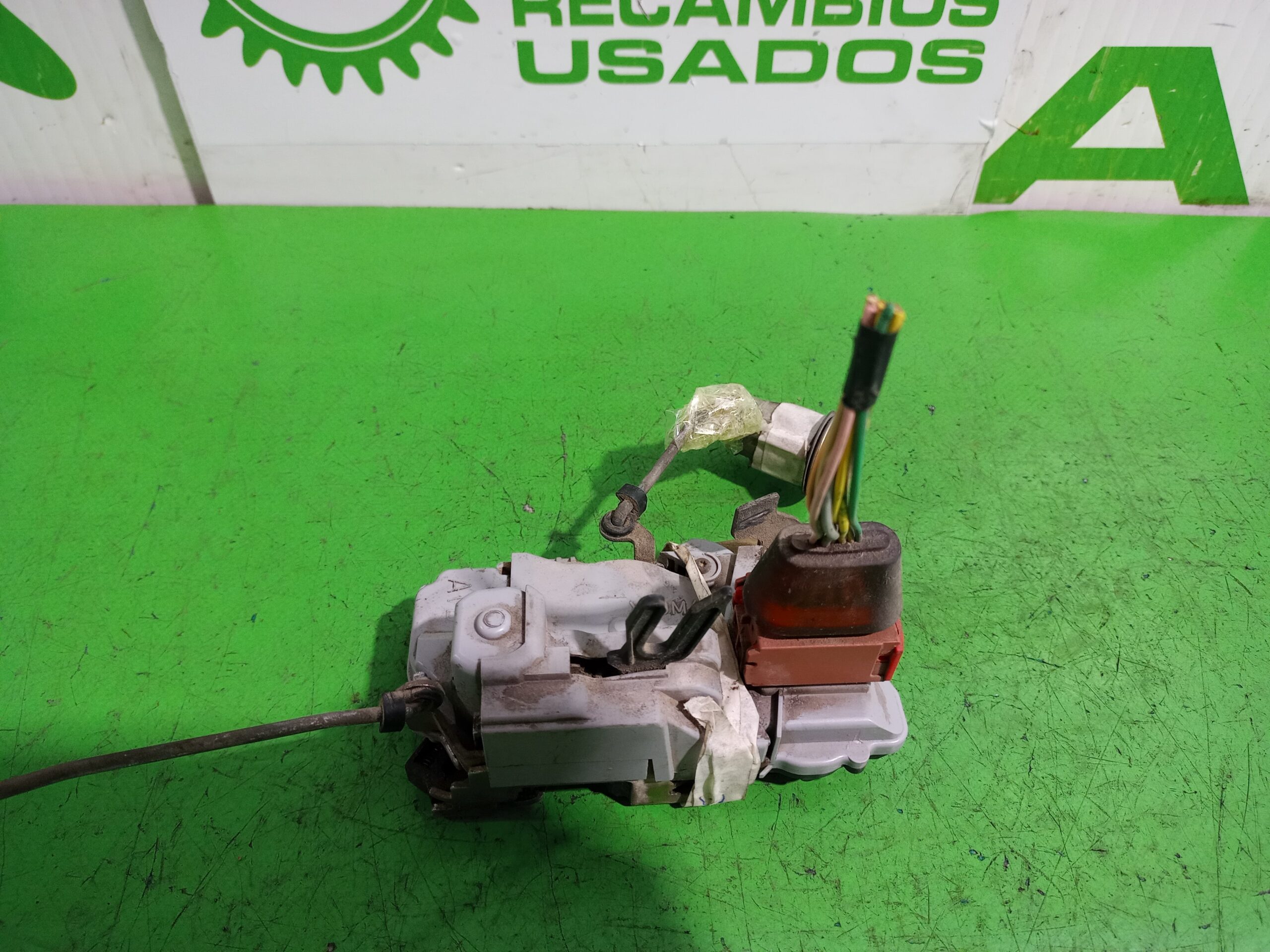 cerradura_puerta_delantera_derecha_9136j2_citr_n_xsara_berlina_1_9_d_sx