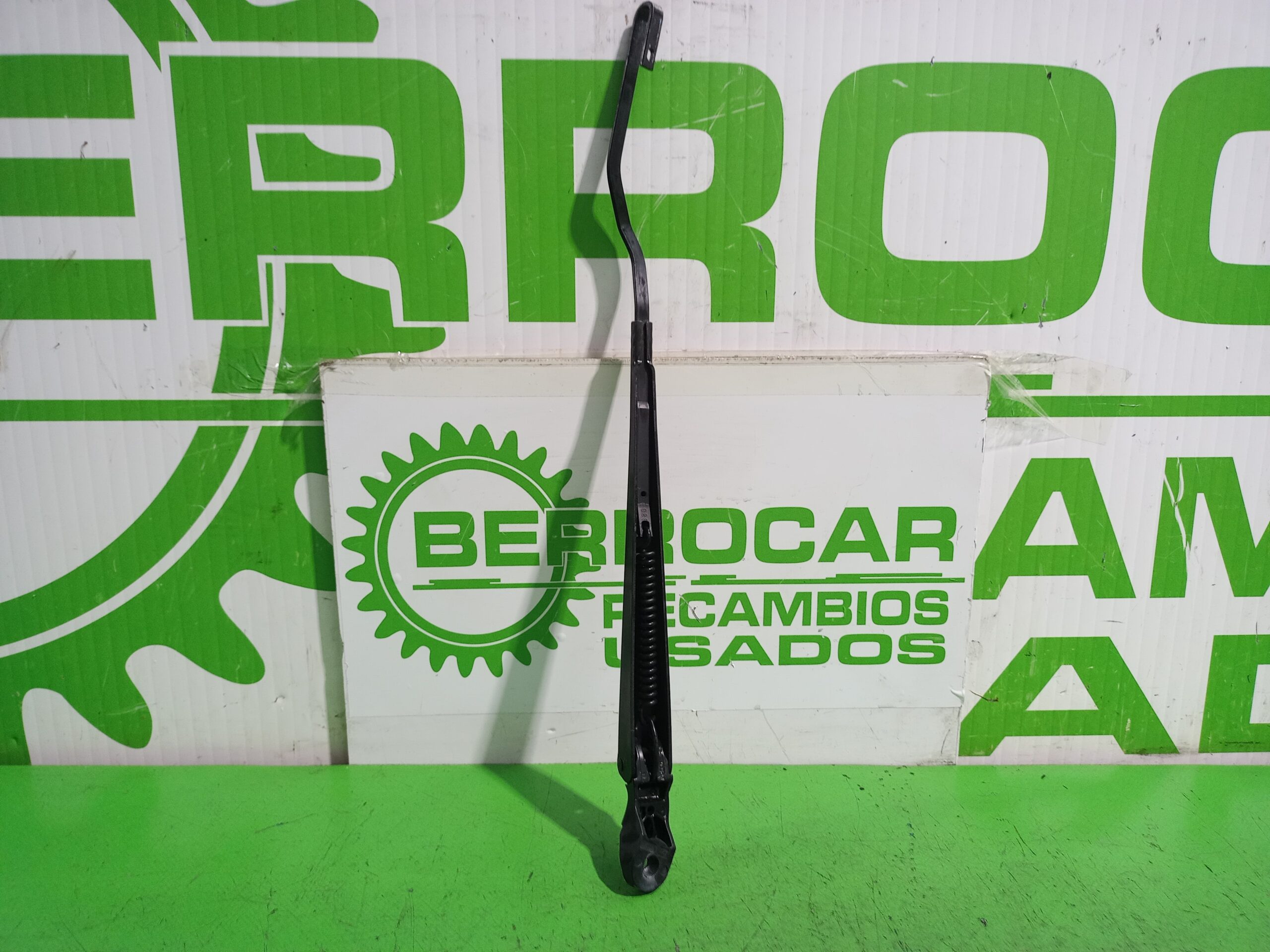 brazo_limpia_delantero_izquierdo_6429l5_citr_n_xsara_berlina_1_9_d_sx