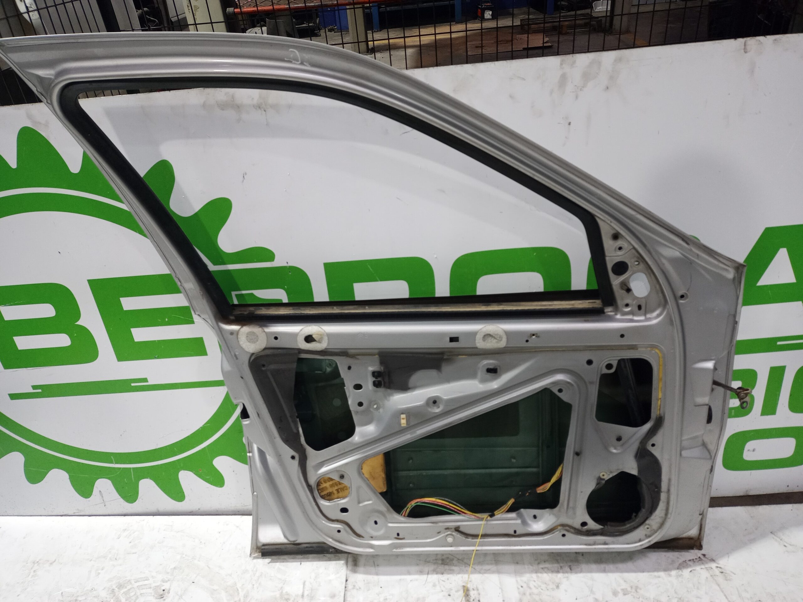 puerta_delantera_izquierda_9002p5_citr_n_xsara_berlina_1_9_d_sx