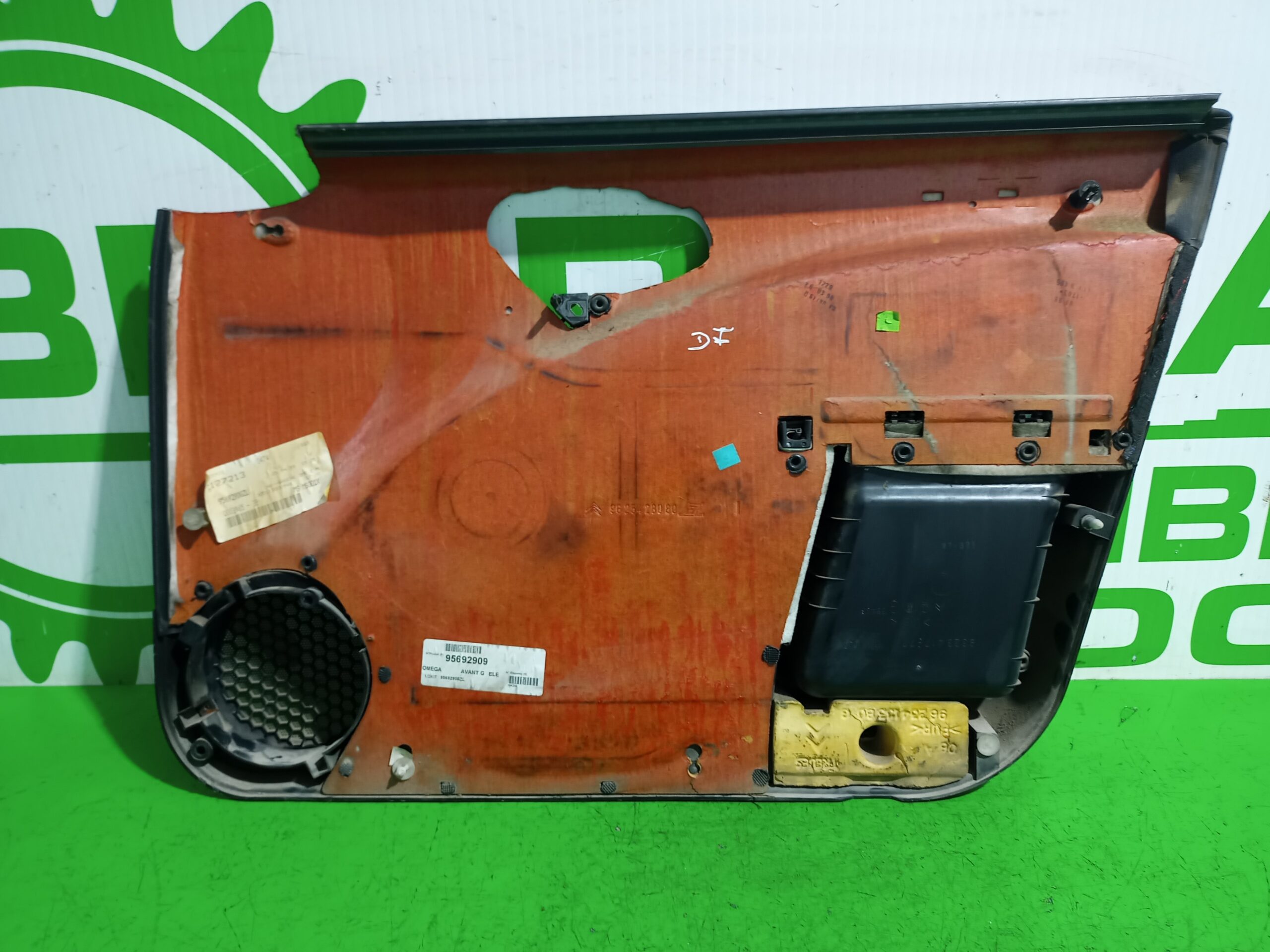 guarnecido_puerta_delantera_izquierda_9314qy_citr_n_xsara_berlina_1_9_d_sx