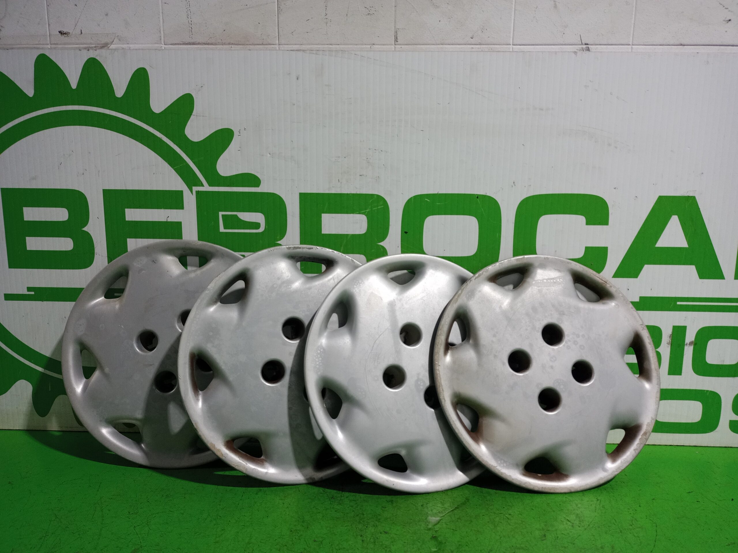 tapacubos_9626698880_citr_n_xsara_berlina_1_9_d_sx