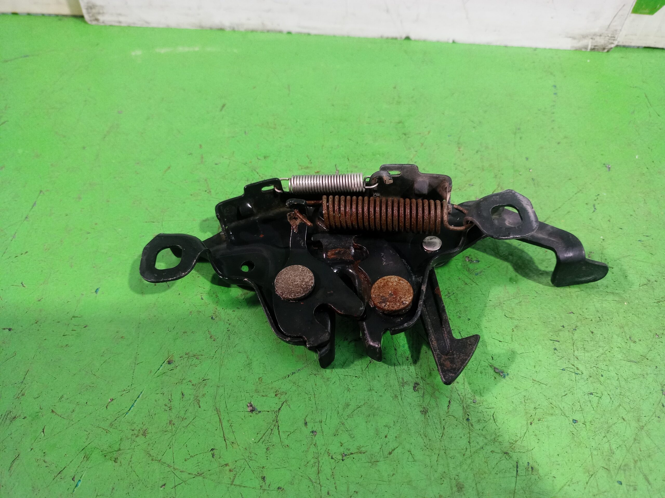 cerradura_capo_656015f200_nissan_micra_k11_basico