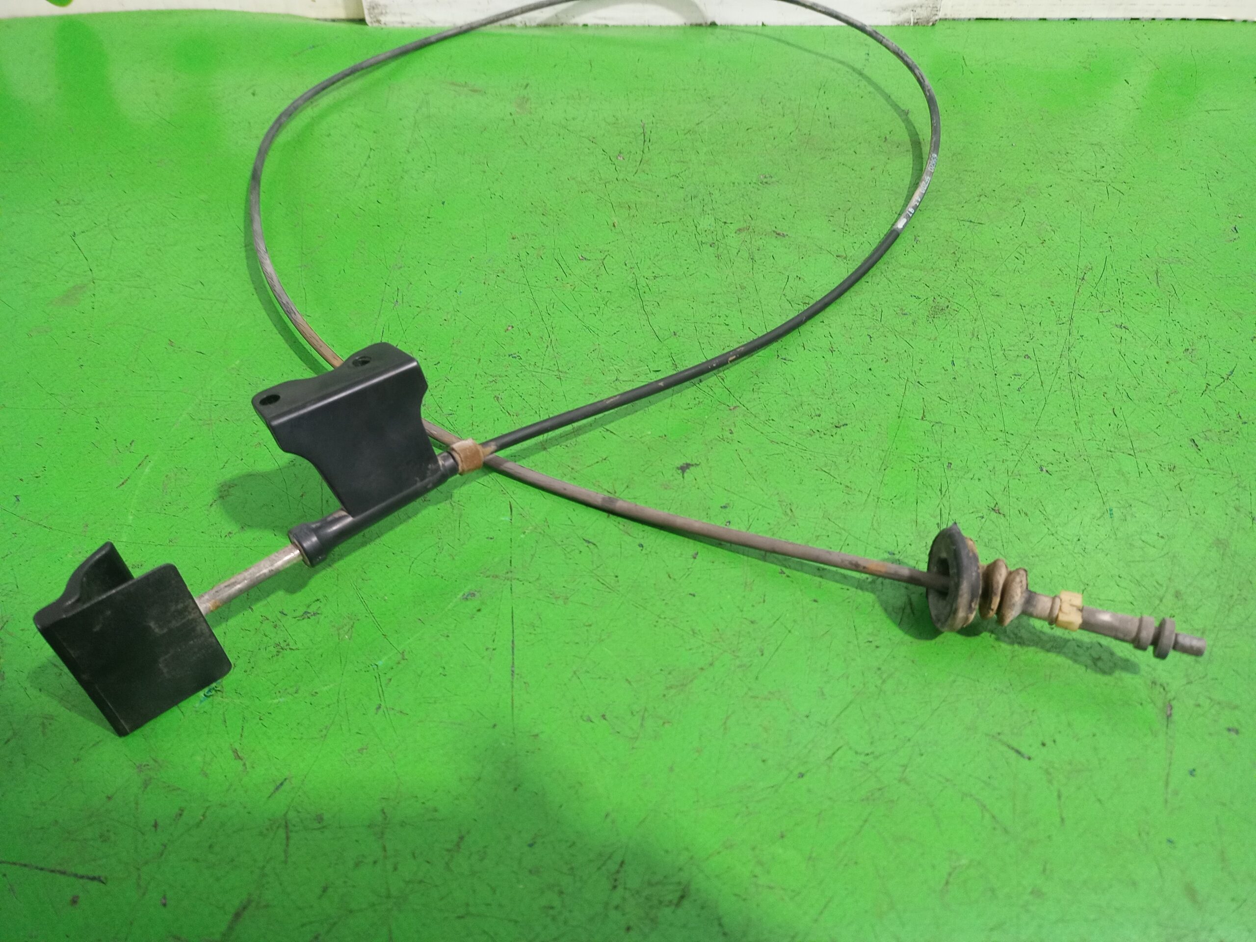 tirador_capot_656200020r_nissan_micra_k11_basico