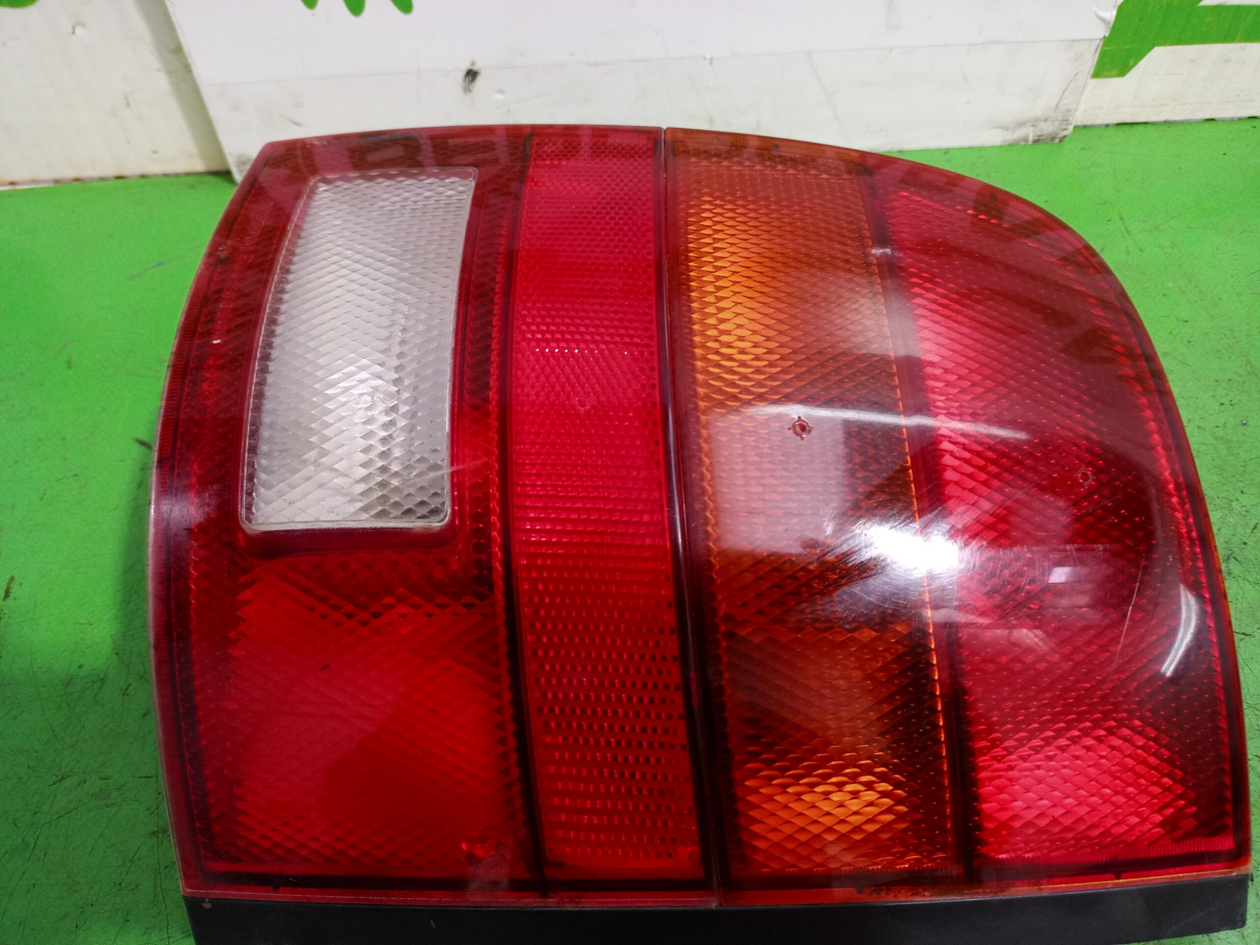 piloto_trasero_derecho_265545f301_nissan_micra_k11_basico