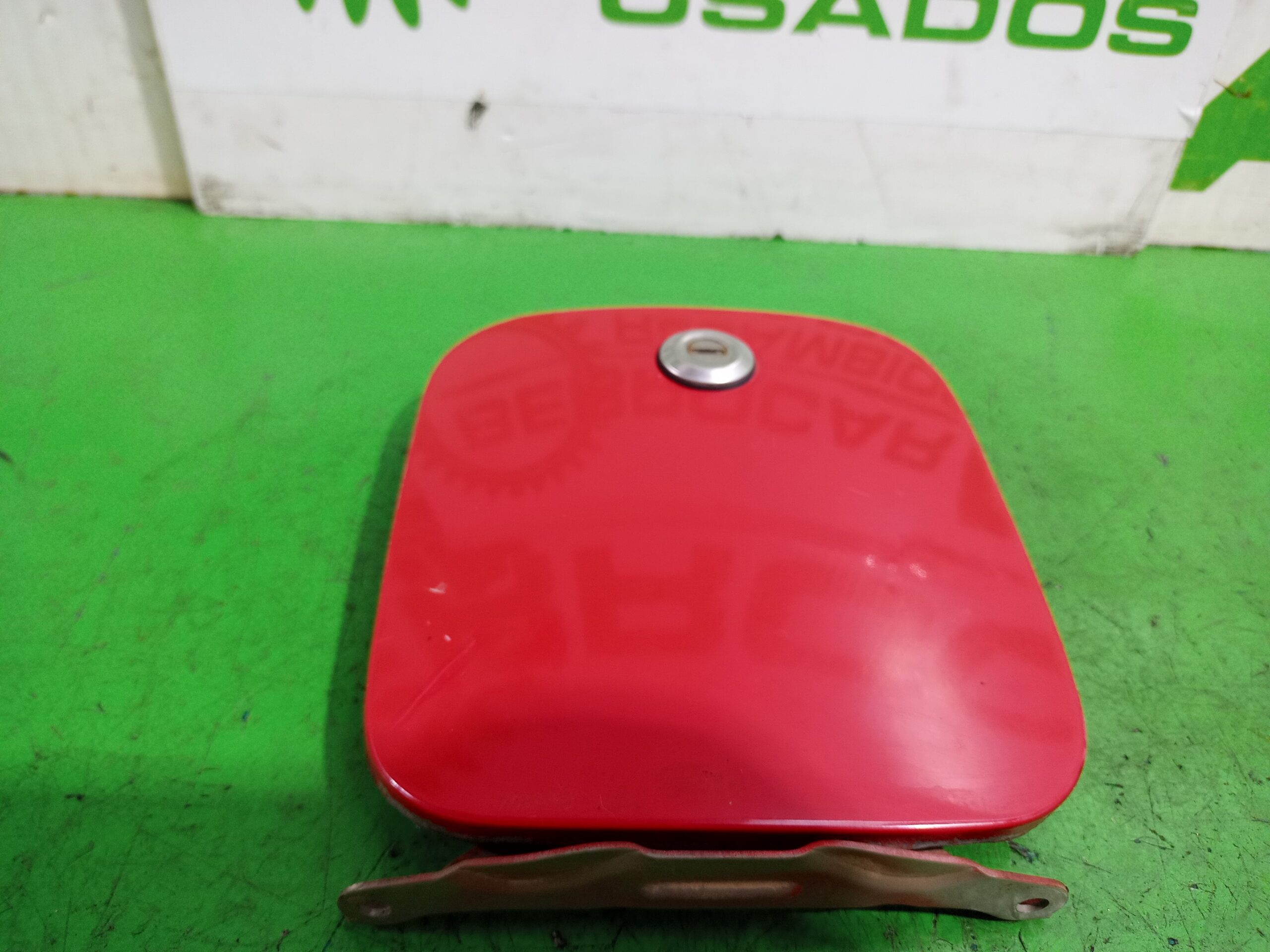 tapa_exterior_combustible_7883050b12_nissan_micra_k11_basico