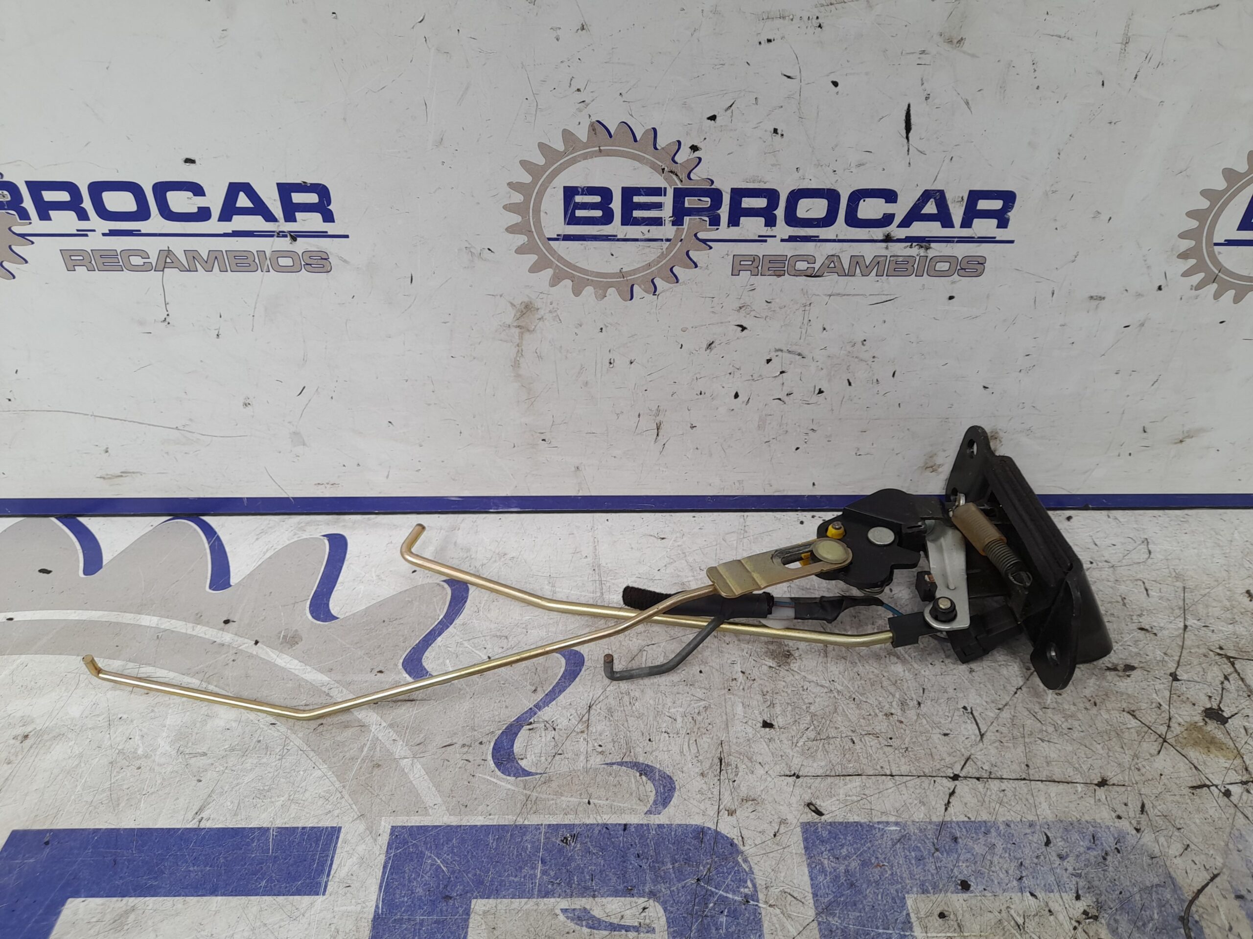 cerradura_maletero_porton_812301c031_hyundai_getz_tb_1_1_12v_cat