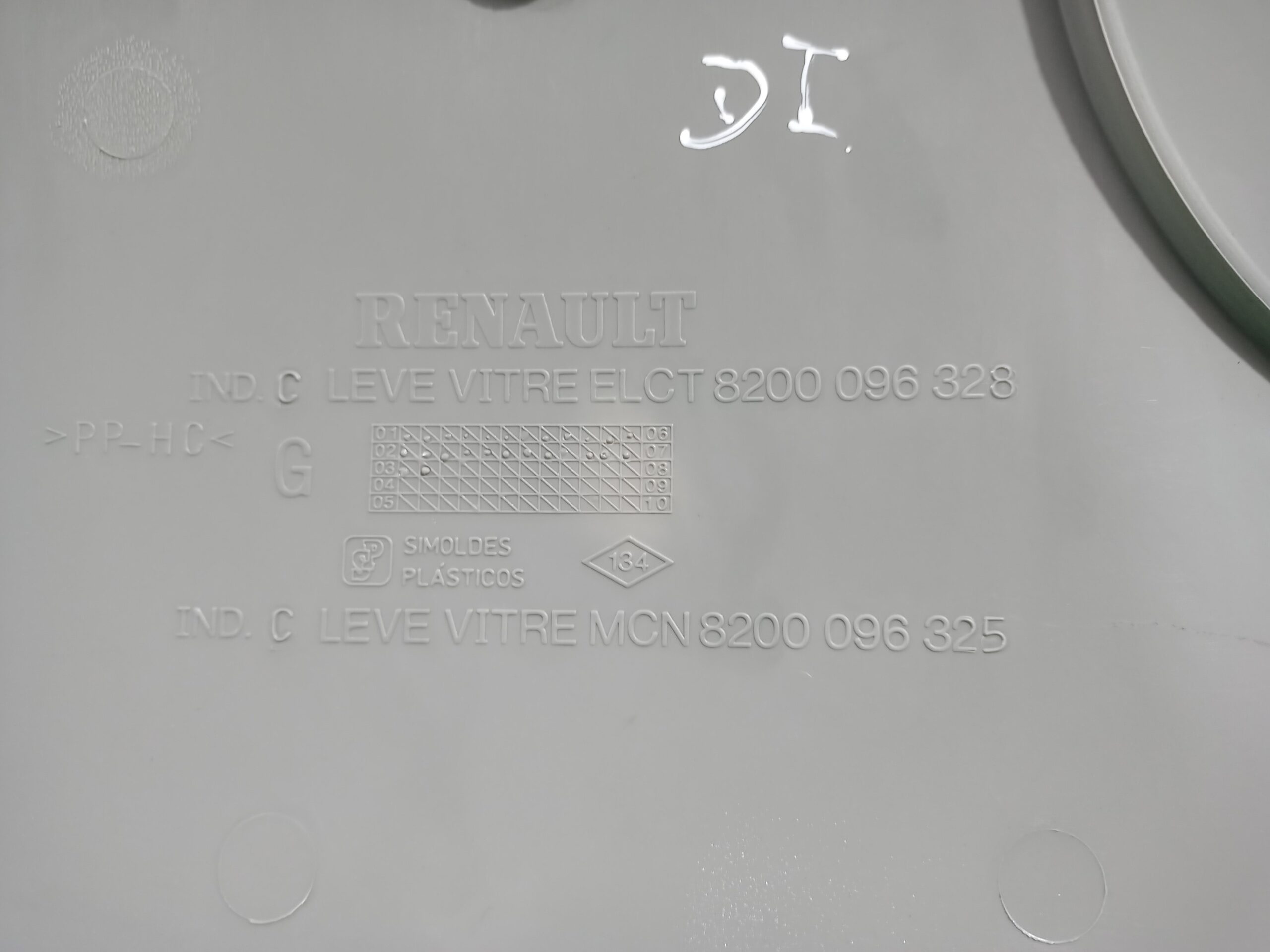 guarnecido_puerta_delantera_izquierda_8200096328_renault_kangoo_f_kc0_expression