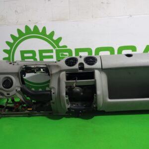 salpicadero_7700307633_8200226713_renault_kangoo_f_kc0_expression