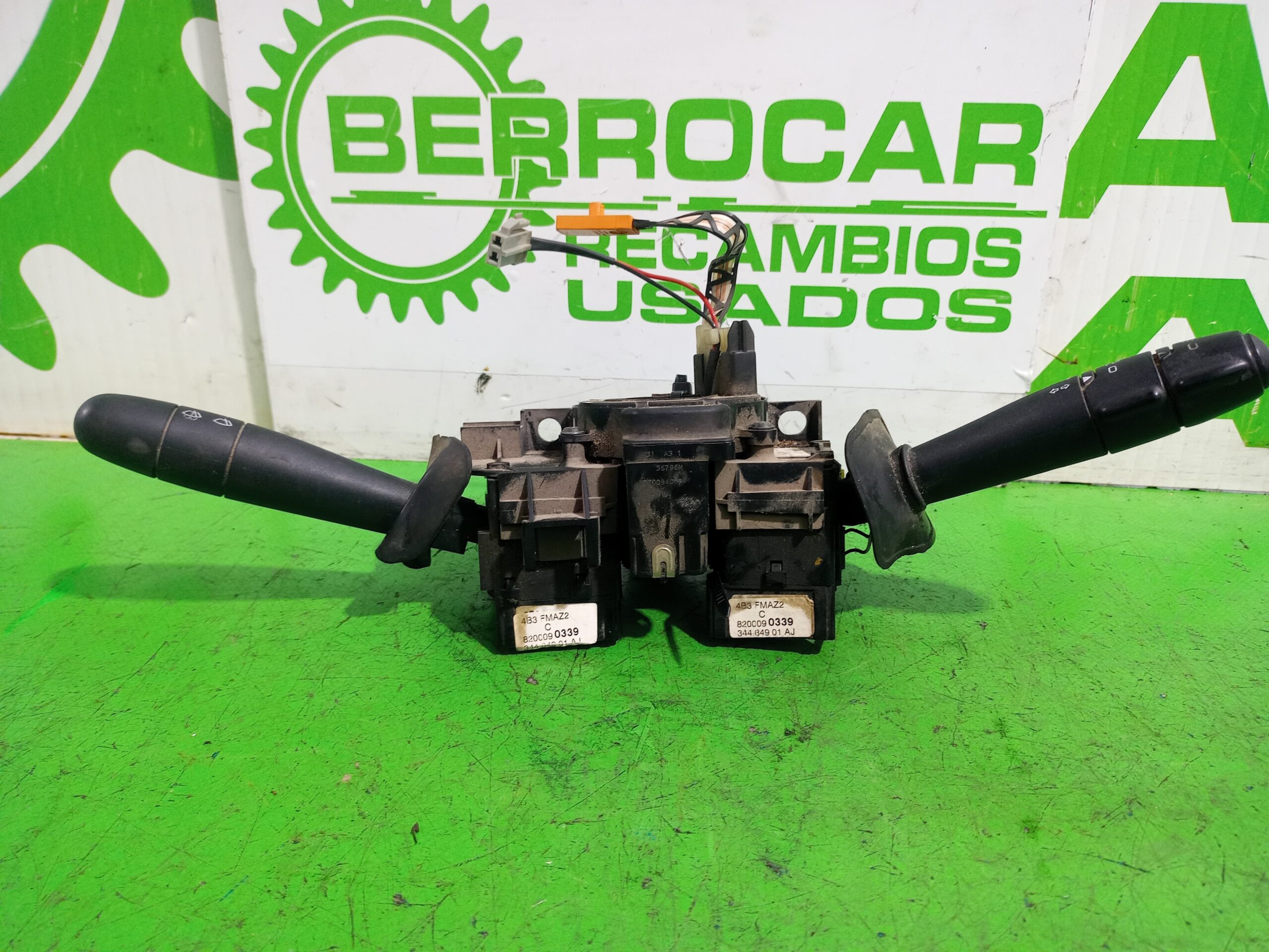 mando_multifuncion_7701062203_7701053056_7701053057_renault_kangoo_f_kc0_expression