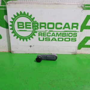 maneta_elevalunas_trasera_izquierda_924095_peugeot_307_s1_xn