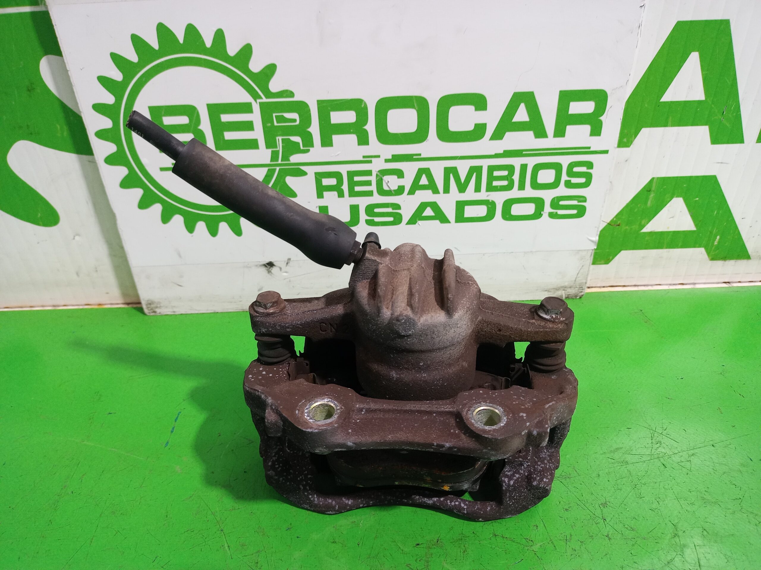 pinza_de_freno_delantera_izquierda_9635507880_peugeot_307_s1_xn