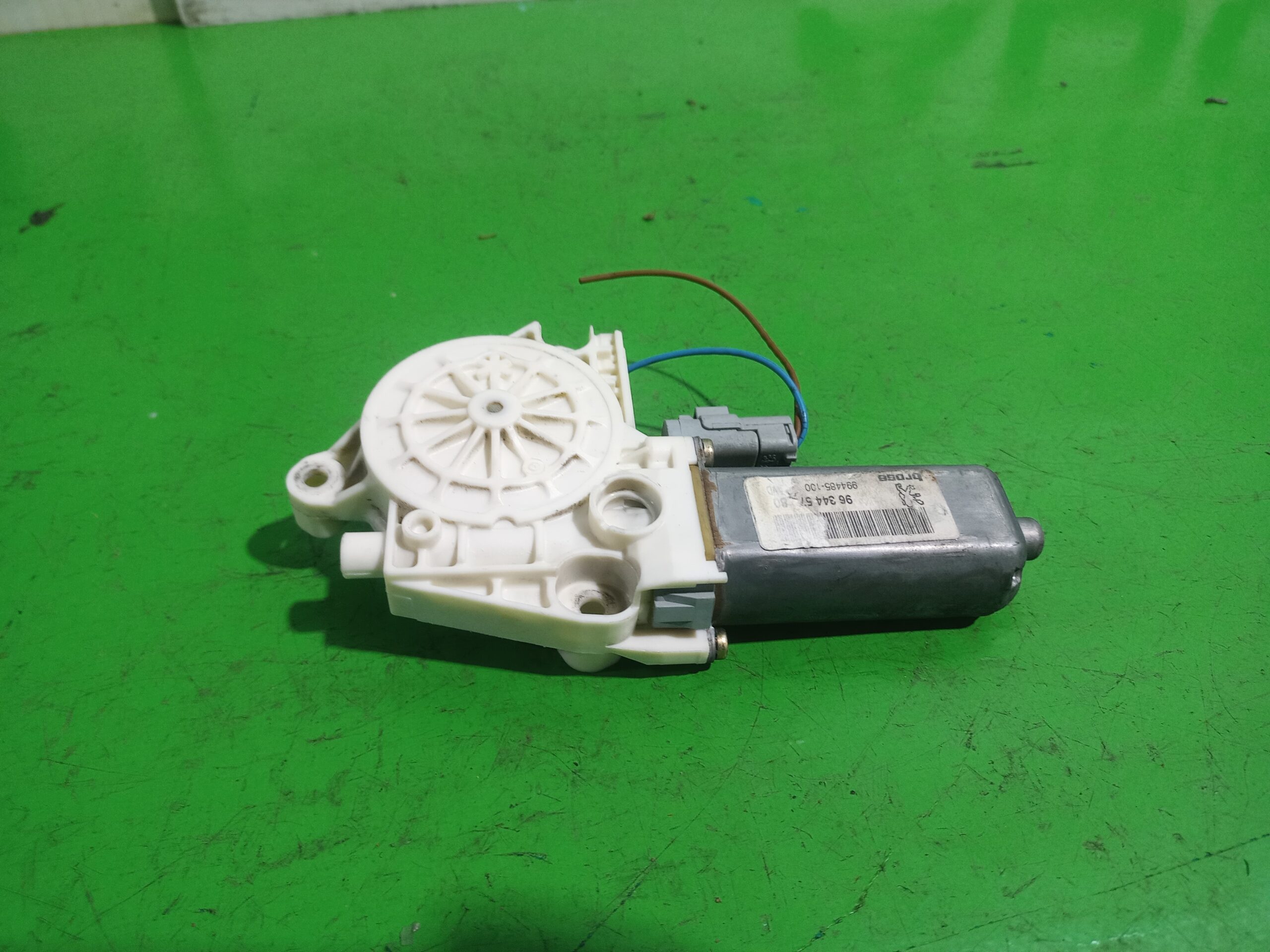 motor_elevalunas_delantero_izquierdo_9221k6_peugeot_307_s1_xn