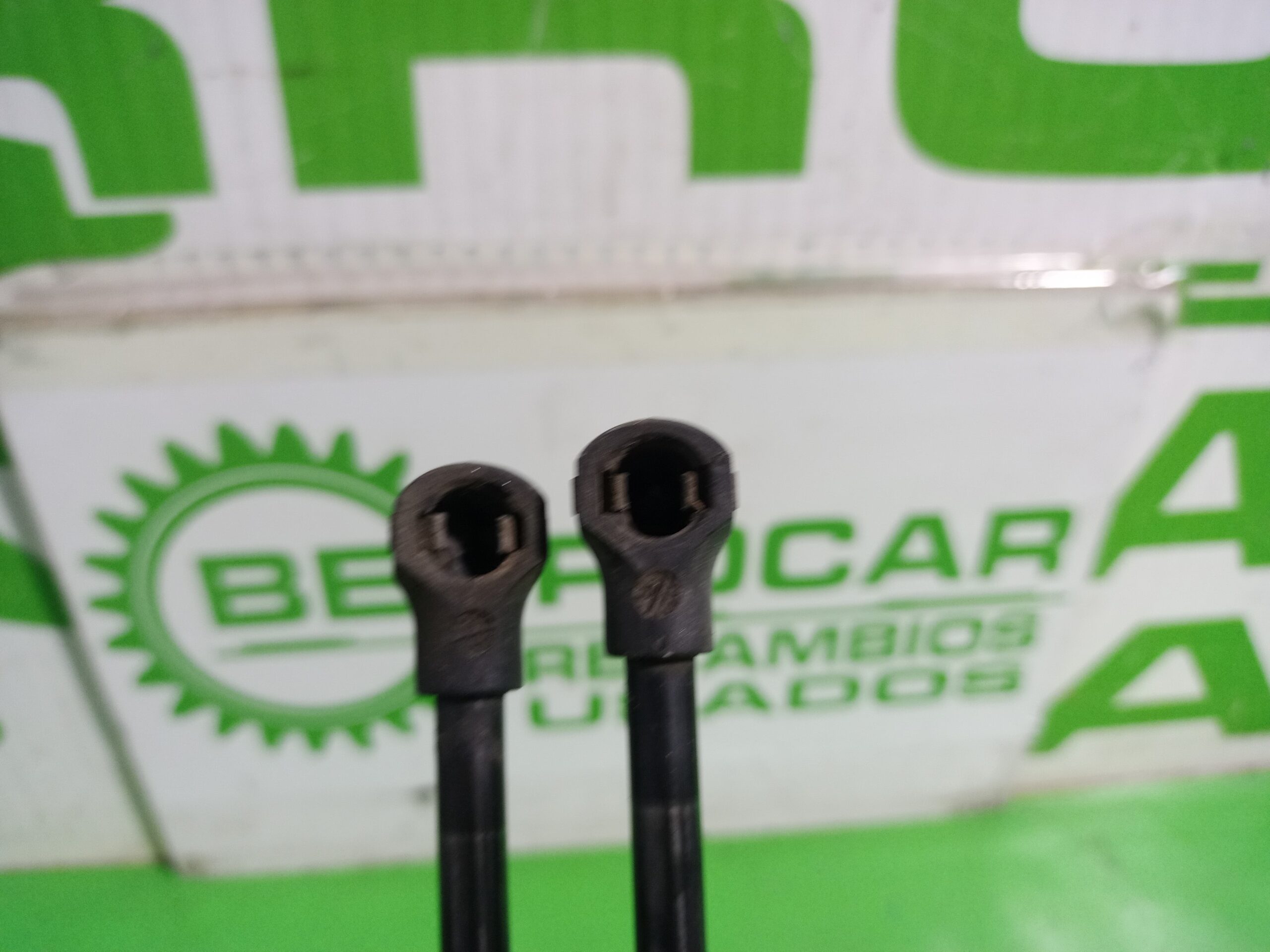 amortiguadores_maletero_porton_792515_peugeot_307_s1_xn