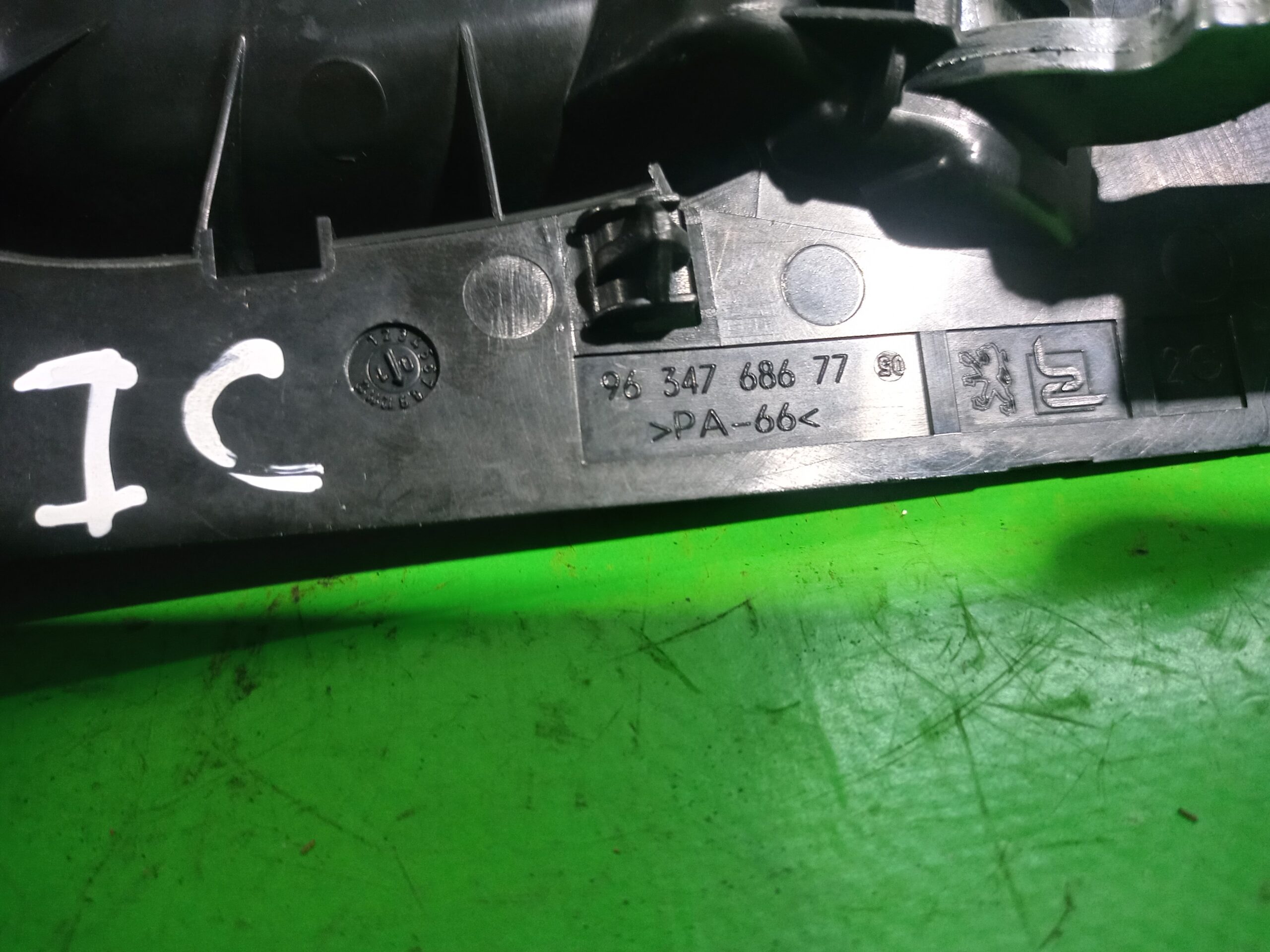 maneta_interior_delantera_izquierda_9634768677_peugeot_307_s1_xn