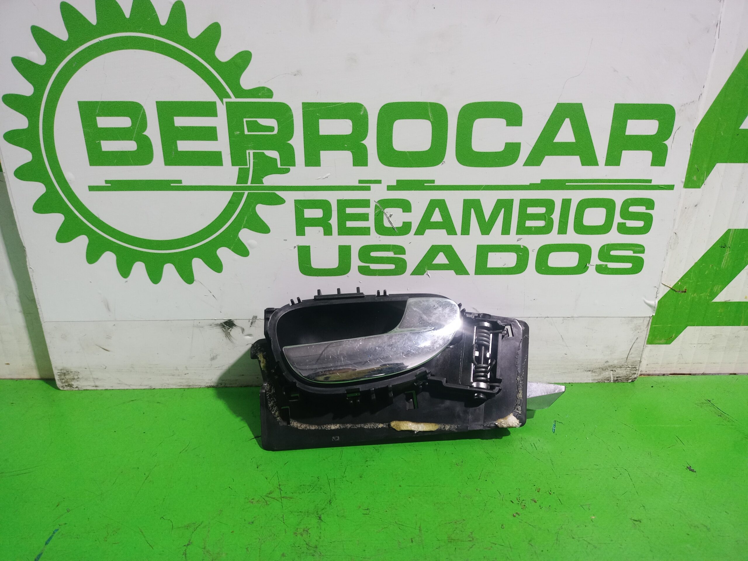 maneta_interior_trasera_derecha_9143f0_peugeot_307_s1_xn