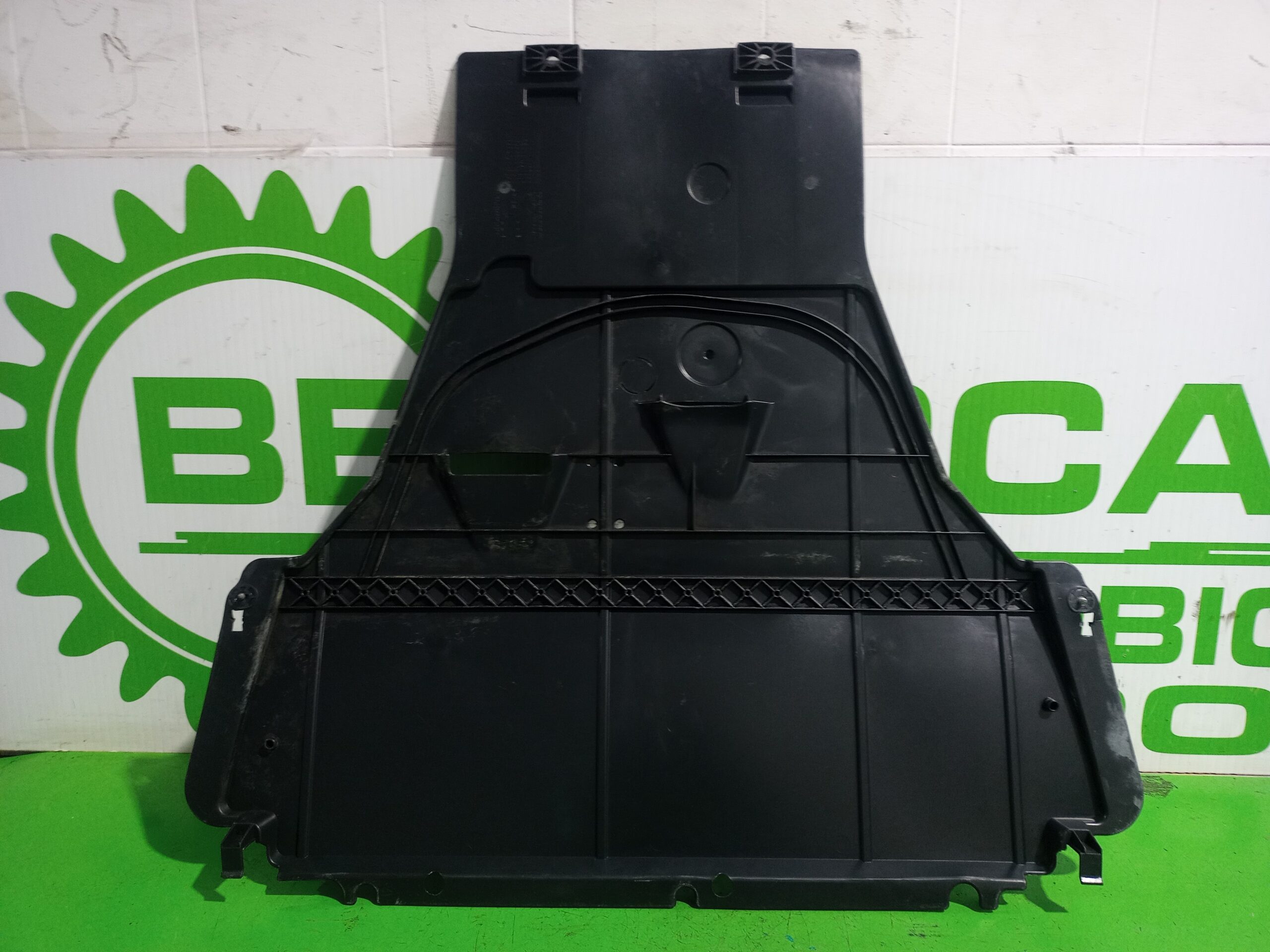 cubrecarter_758900006r_renault_scenic_iii_xmod_bose