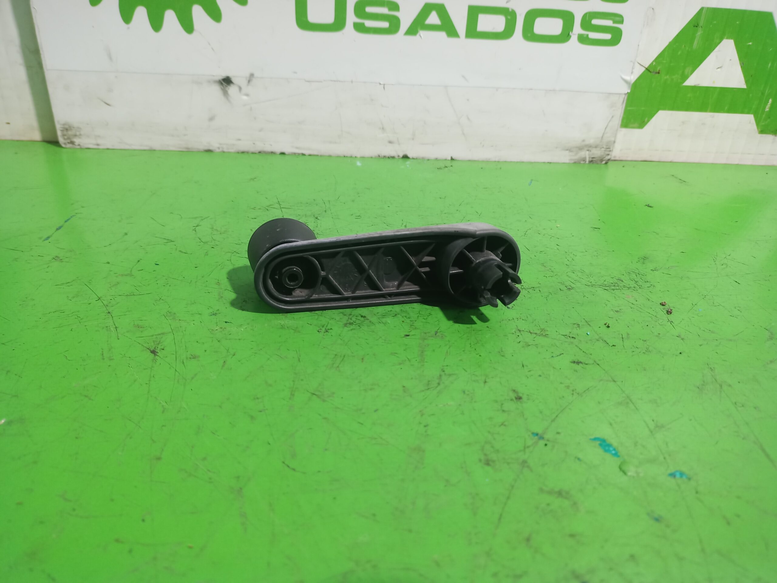 maneta_elevalunas_trasera_derecha_924095_peugeot_307_s1_xn