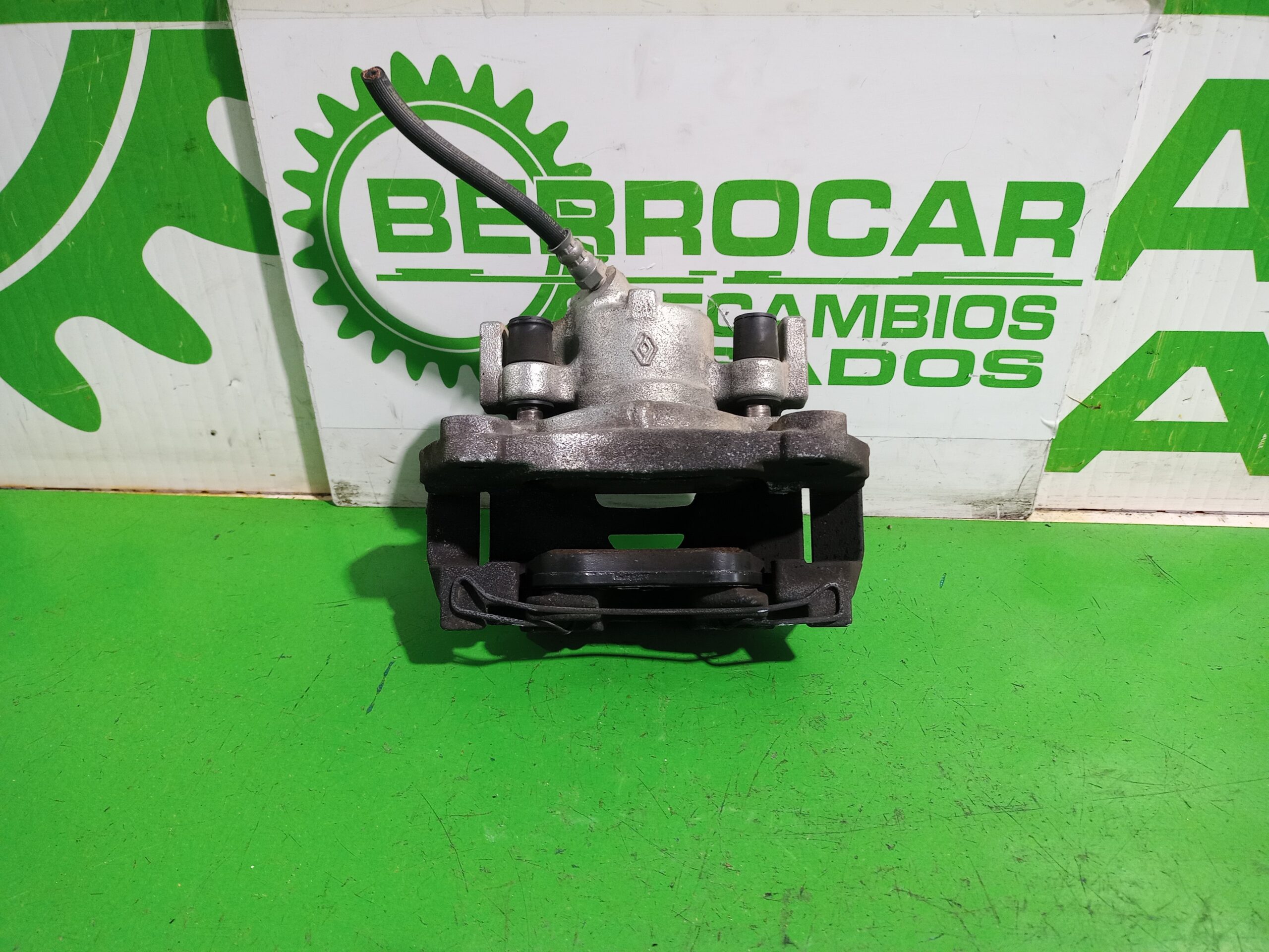 pinza_de_freno_delantera_izquierda_410110354r_renault_scenic_iii_xmod_bose