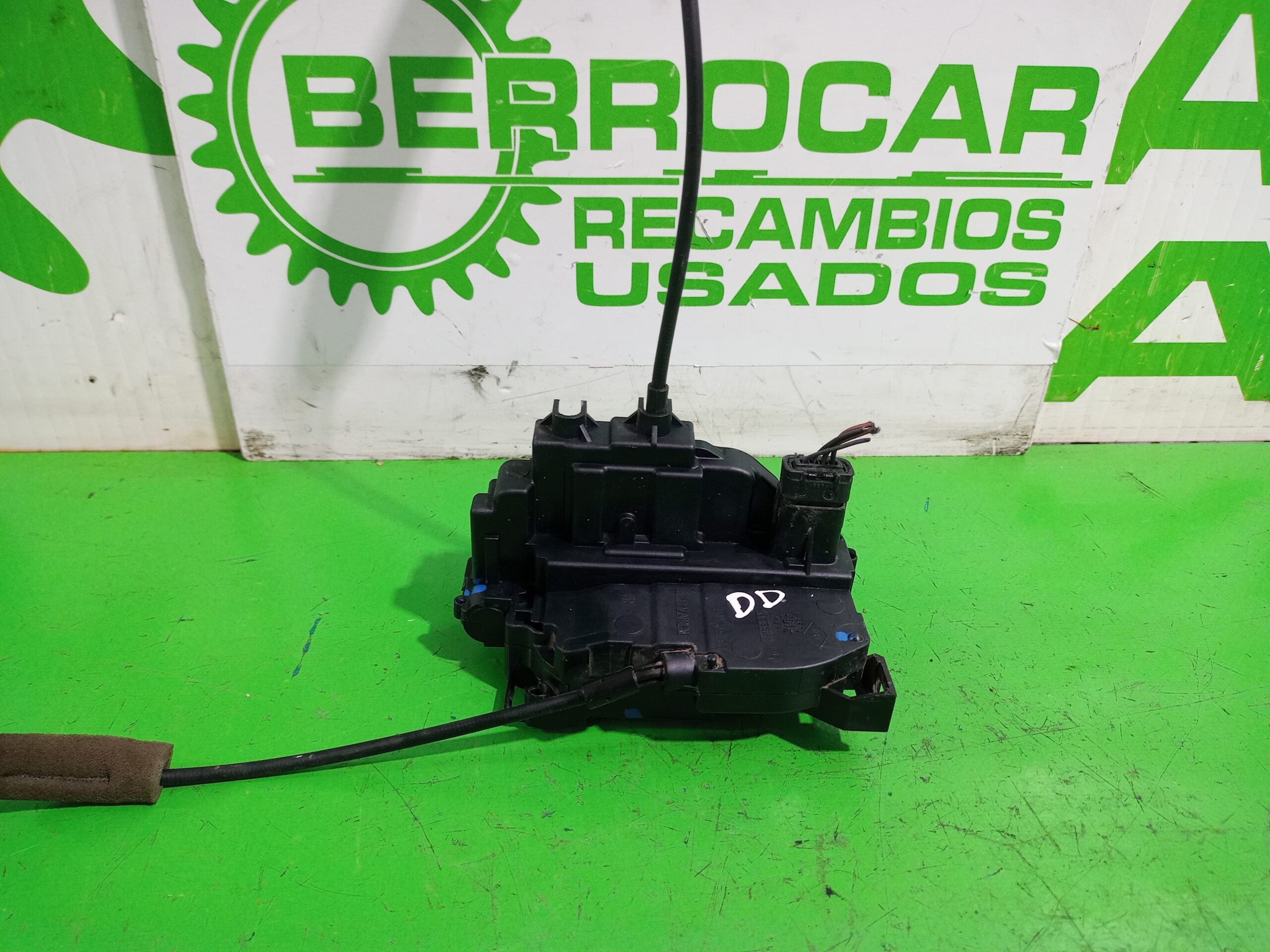 cerradura_puerta_delantera_derecha_805020006r_renault_scenic_iii_xmod_bose