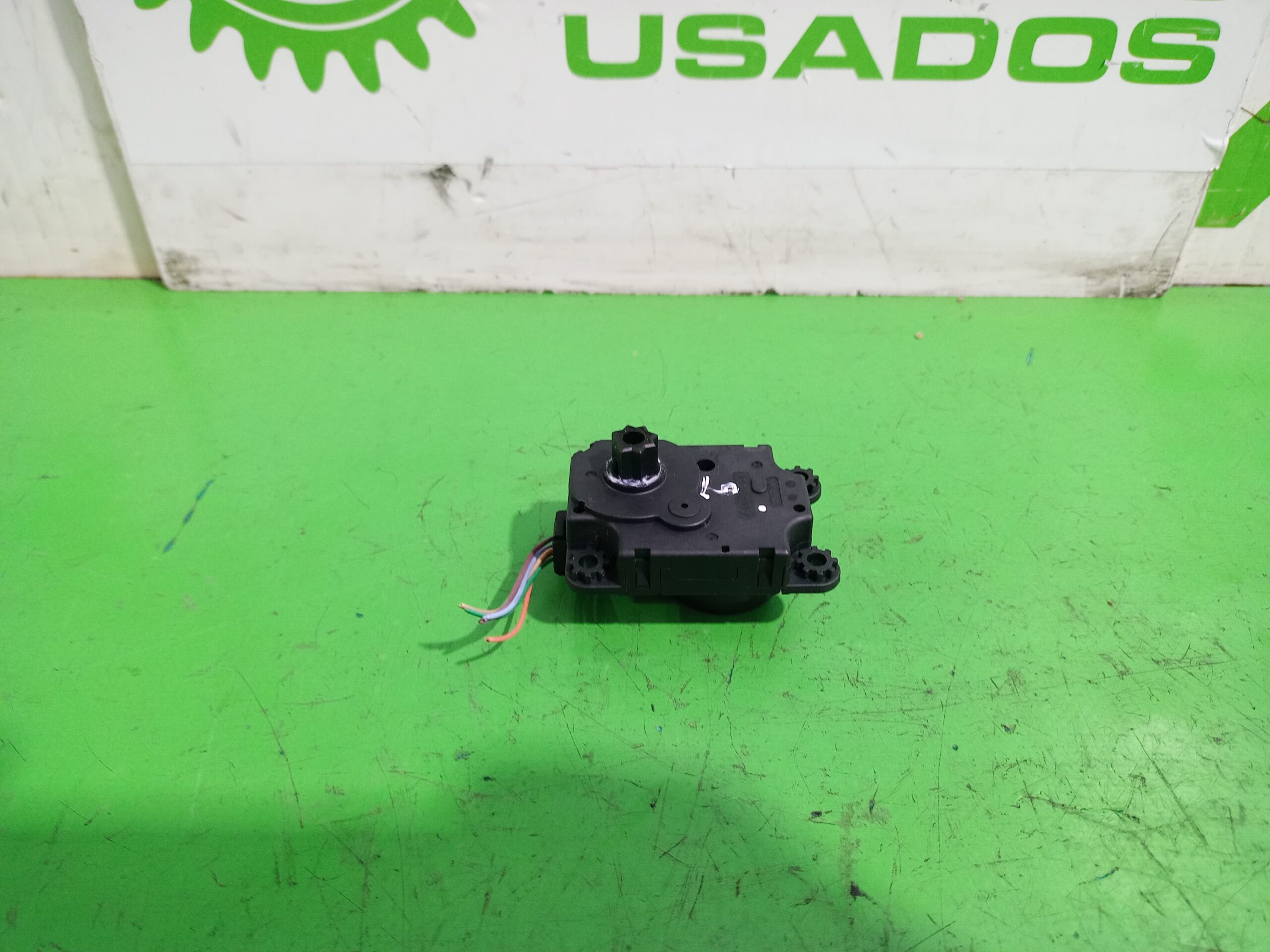 motor_apertura_trampilla_t1027136u_renault_scenic_iii_xmod_bose