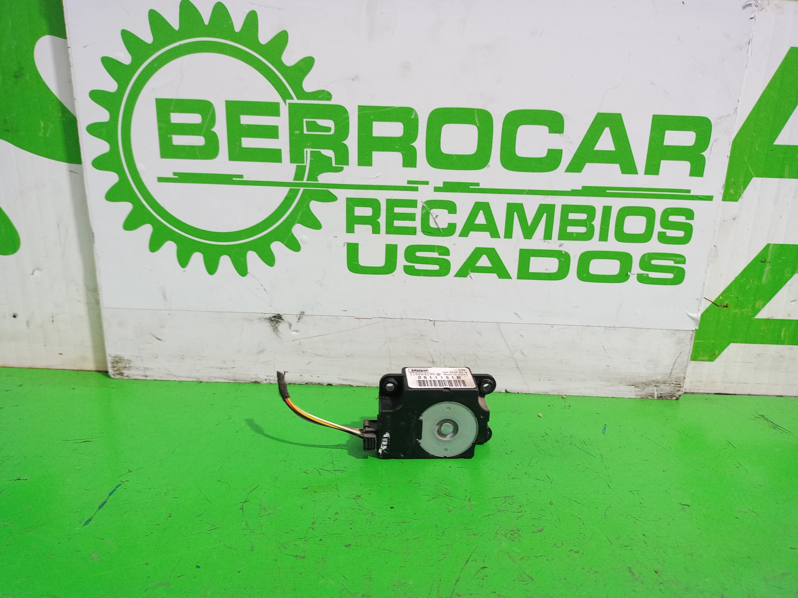 motor_apertura_trampilla_t1006419g_renault_scenic_iii_xmod_bose