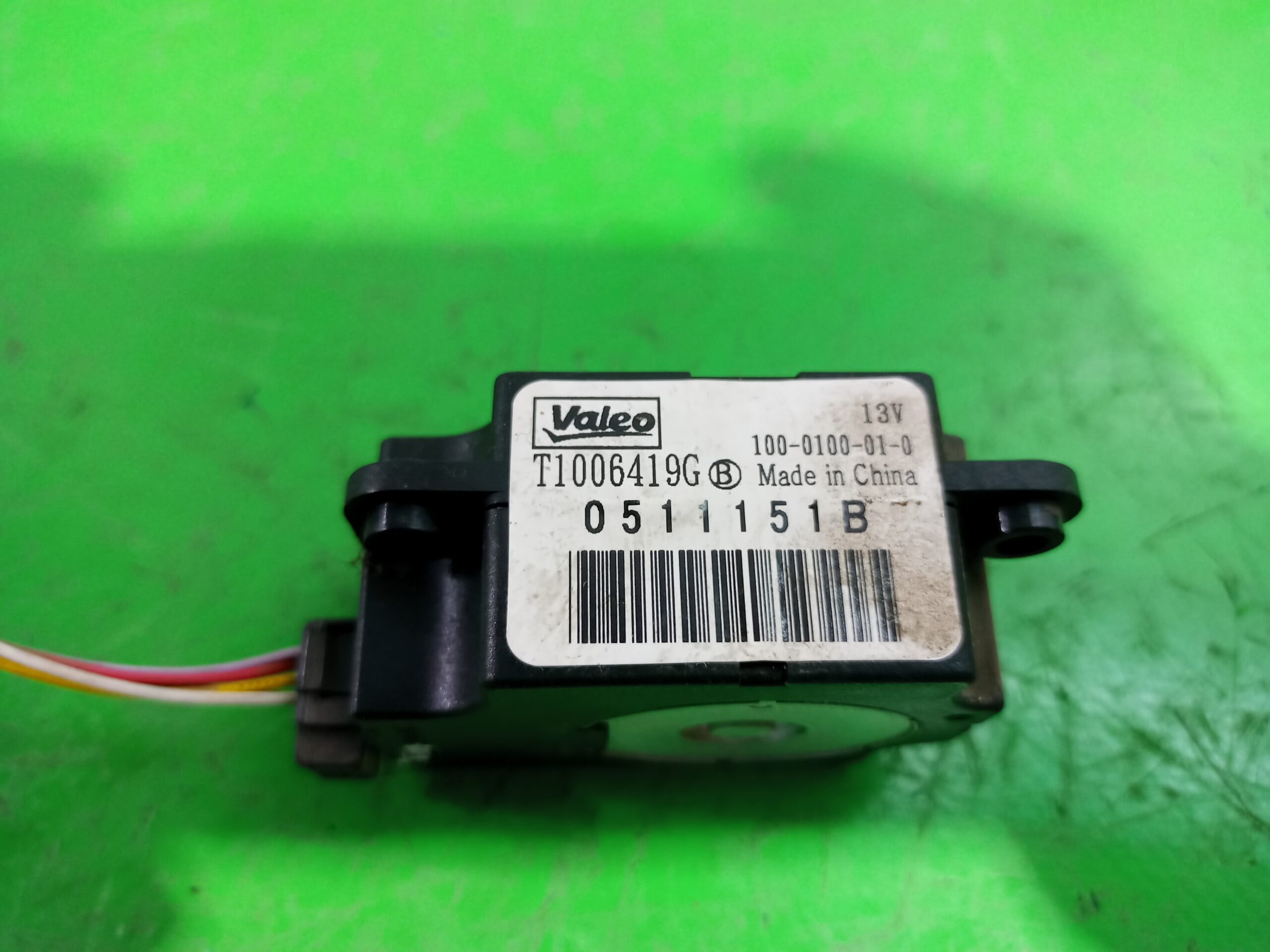 motor_apertura_trampilla_t1006419g_renault_scenic_iii_xmod_bose