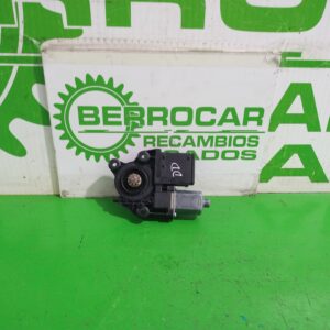 motor_elevalunas_delantero_derecho_915943200_renault_scenic_iii_xmod_bose