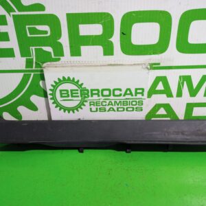 guarnecido_porton_trasero_849210002r_renault_scenic_iii_xmod_bose