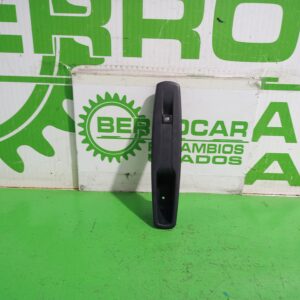 mando_elevalunas_delantero_derecho_pa66gf20_renault_scenic_iii_xmod_bose