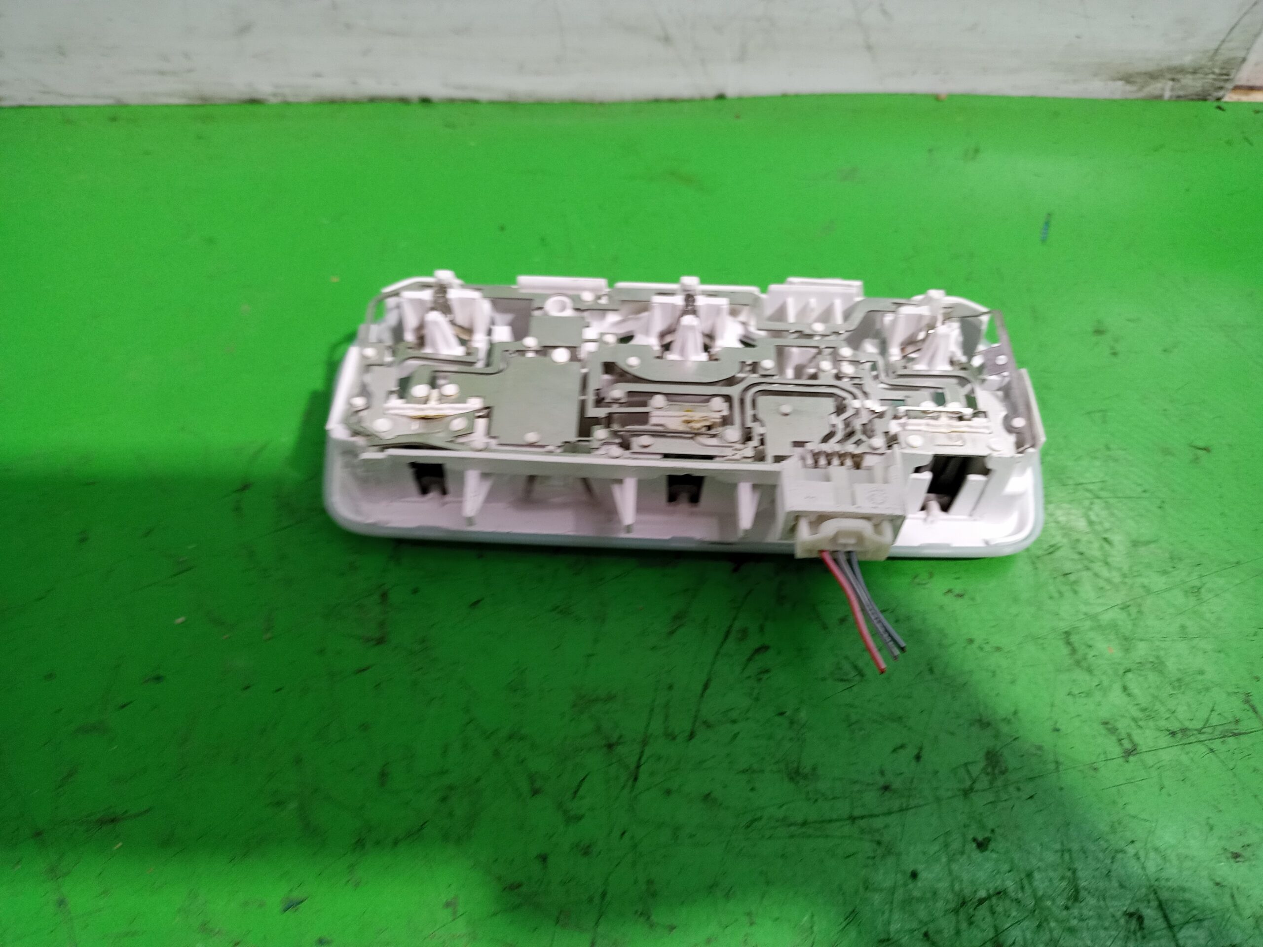 luz_interior_264300007r_renault_scenic_iii_xmod_bose