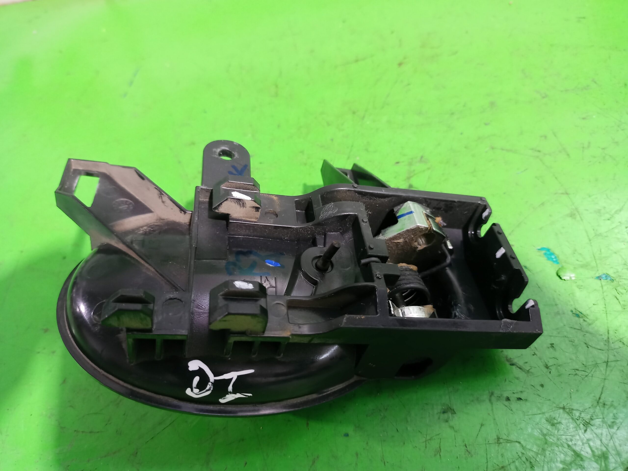 maneta_interior_delantera_izquierda_806711ha0b_nissan_juke_f15_acenta