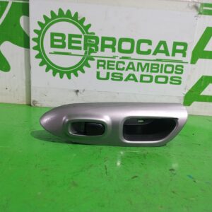 mando_elevalunas_trasero_izquierdo_829611ka2a_nissan_juke_f15_acenta