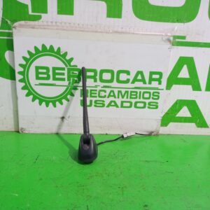 antena_282081ka0a_nissan_juke_f15_acenta