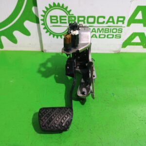 pedal_de_freno_465011ka0b_nissan_juke_f15_acenta