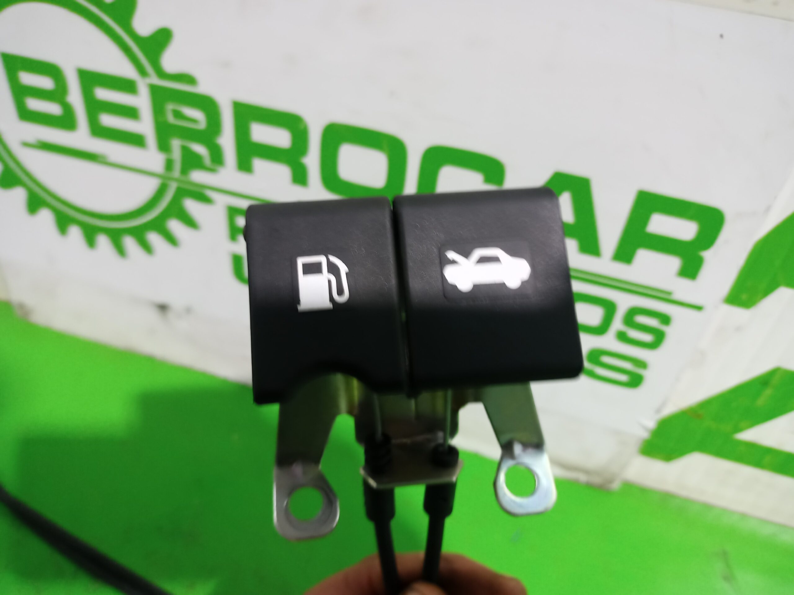 tirador_capot_656211ka0a_788221kk0b_nissan_juke_f15_acenta