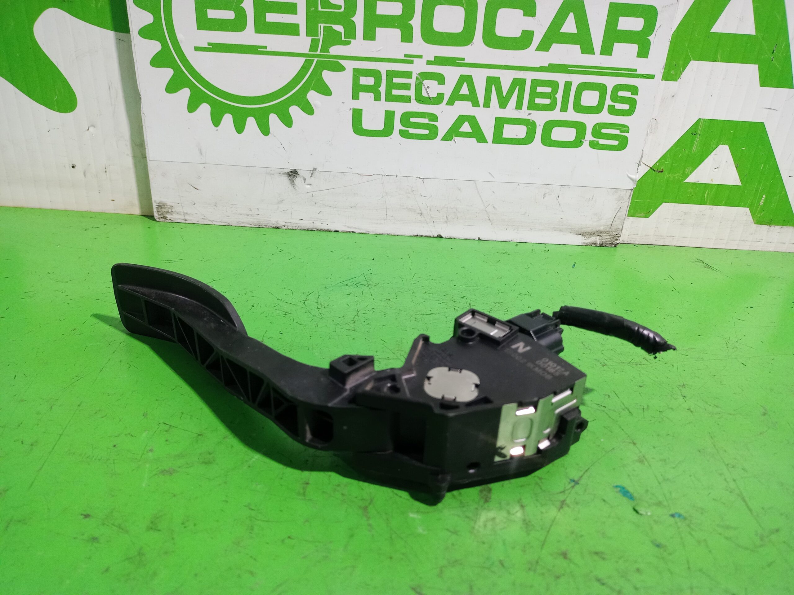 pedal_acelerador_180021km0b_nissan_juke_f15_acenta