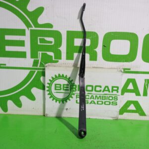 brazo_limpia_delantero_izquierdo_w000014866_288861ka0a_nissan_juke_f15_acenta