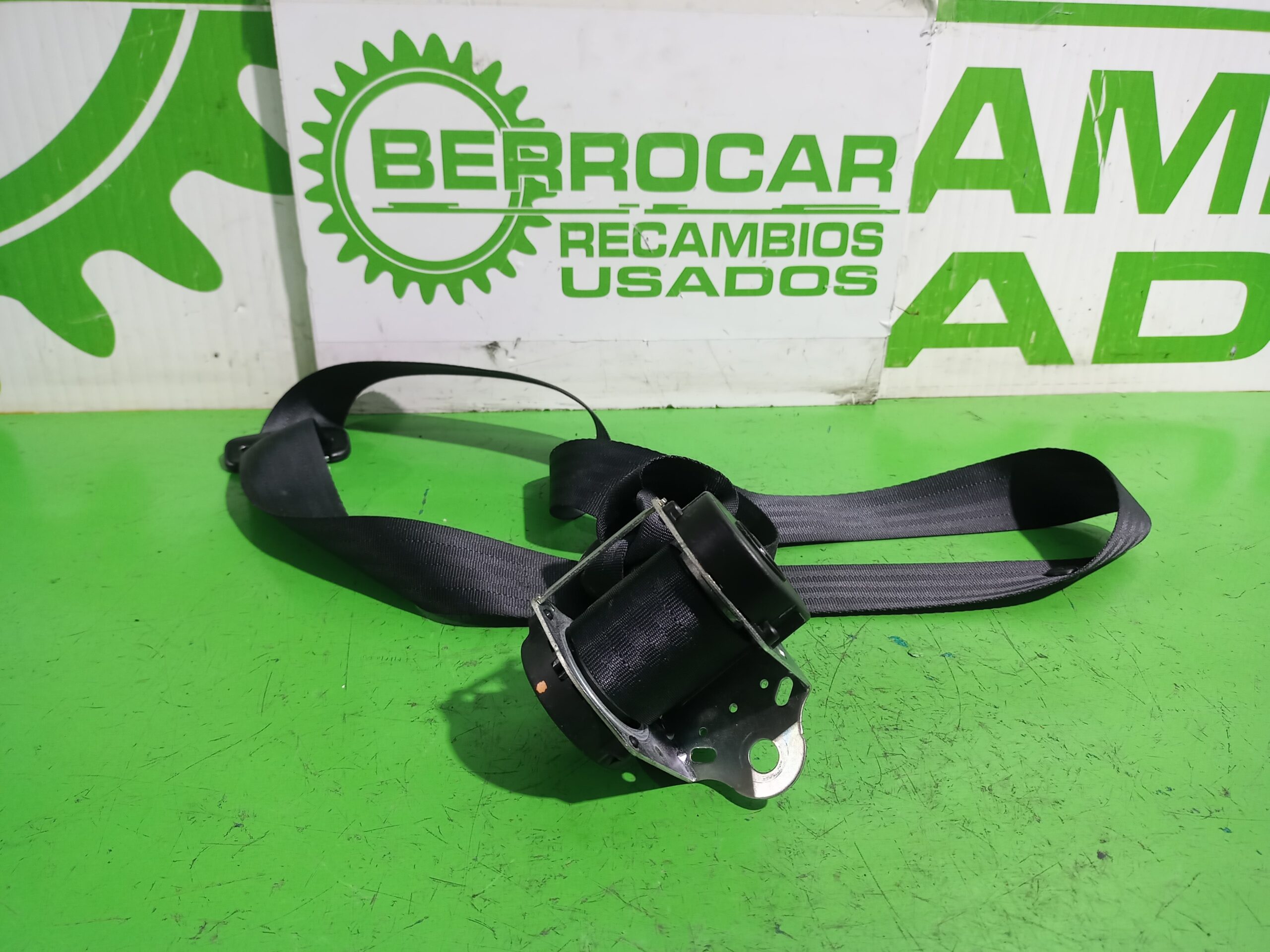 cinturon_seguridad_trasero_izquierdo_888451ka2a_nissan_juke_f15_acenta