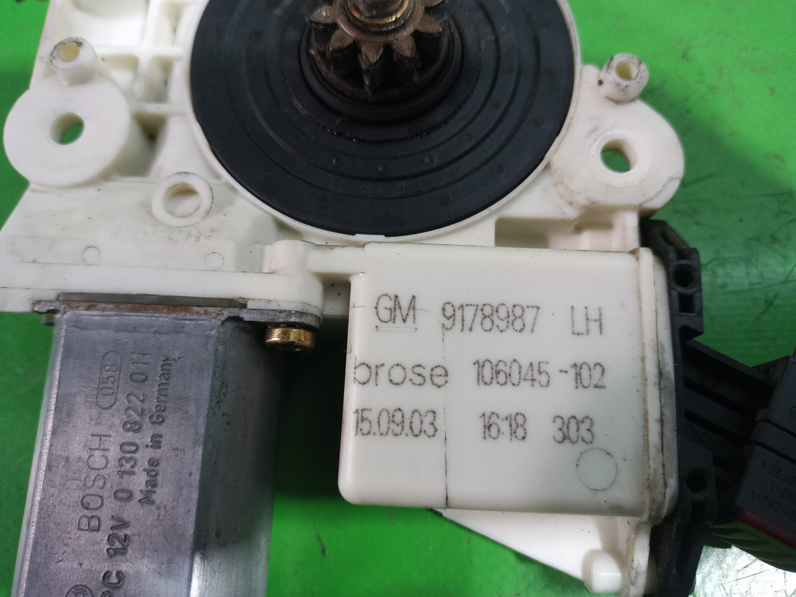 motor_elevalunas_delantero_izquierdo_106045102_opel_vectra_c_berlina_gts