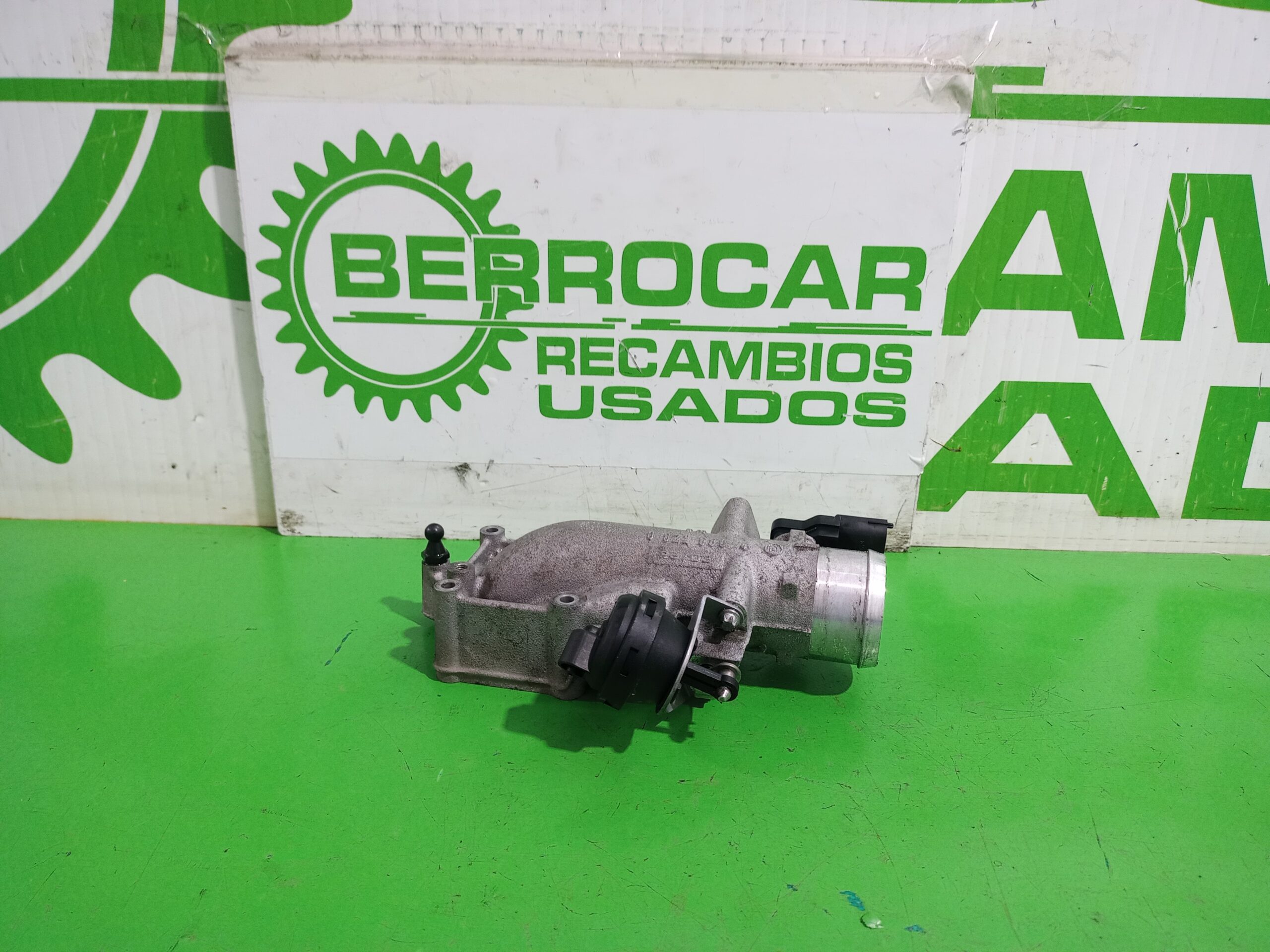 caja_mariposa_08226804_opel_vectra_c_berlina_gts