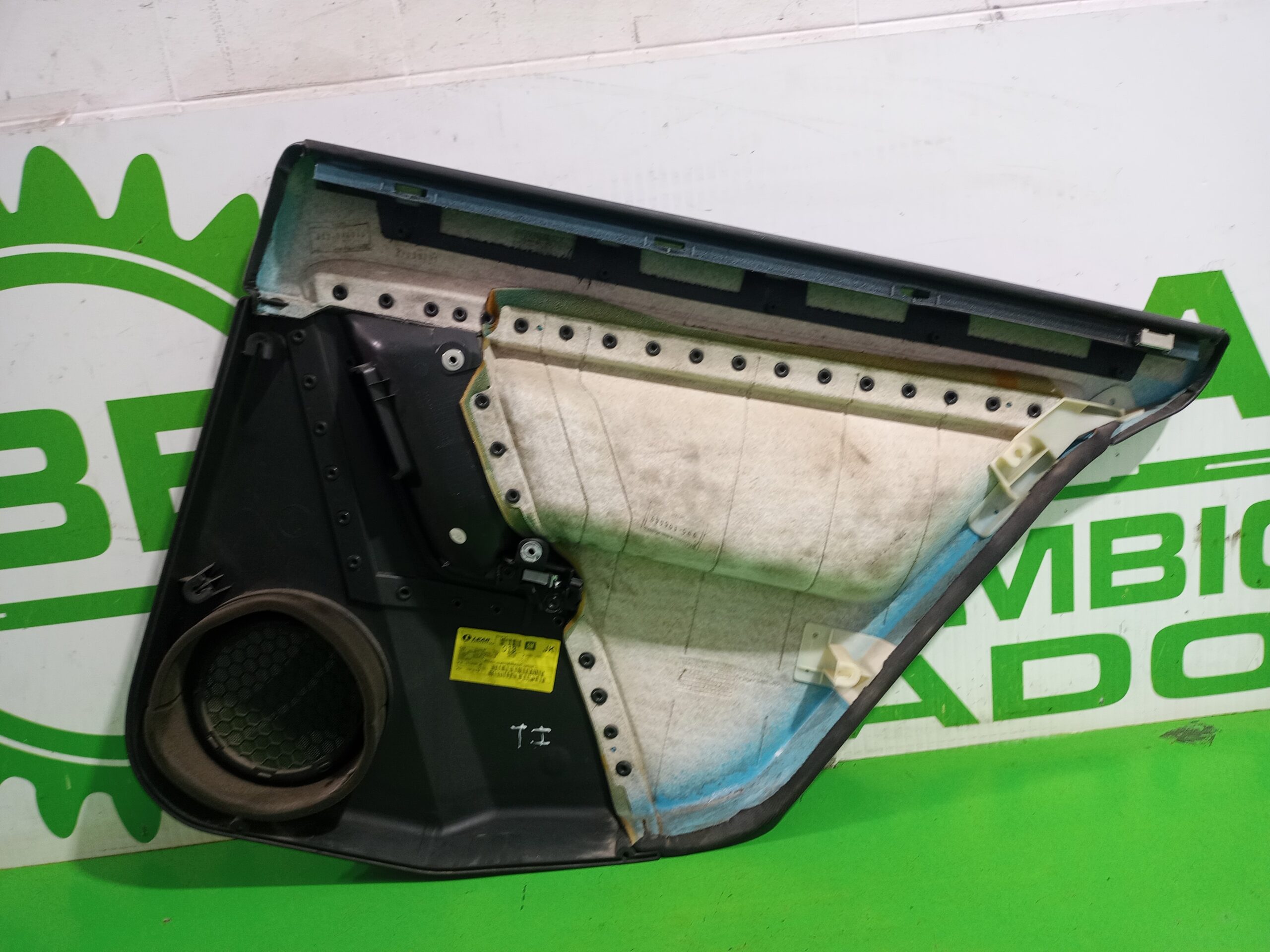 guarnecido_puerta_trasera_izquierda_13195441_opel_vectra_c_berlina_gts