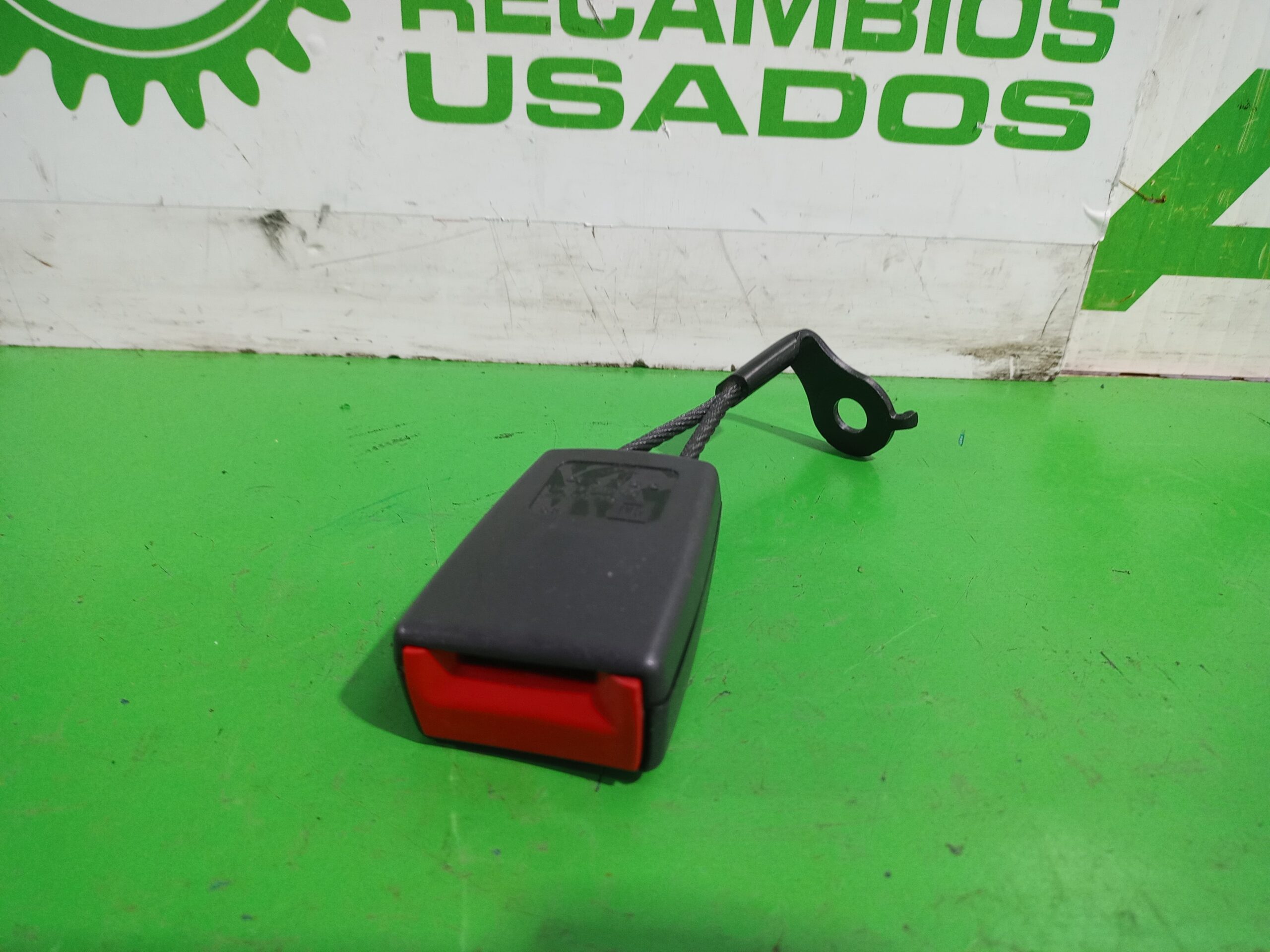 enganche_cinturon_trasero_central_24465998f_opel_vectra_c_berlina_gts