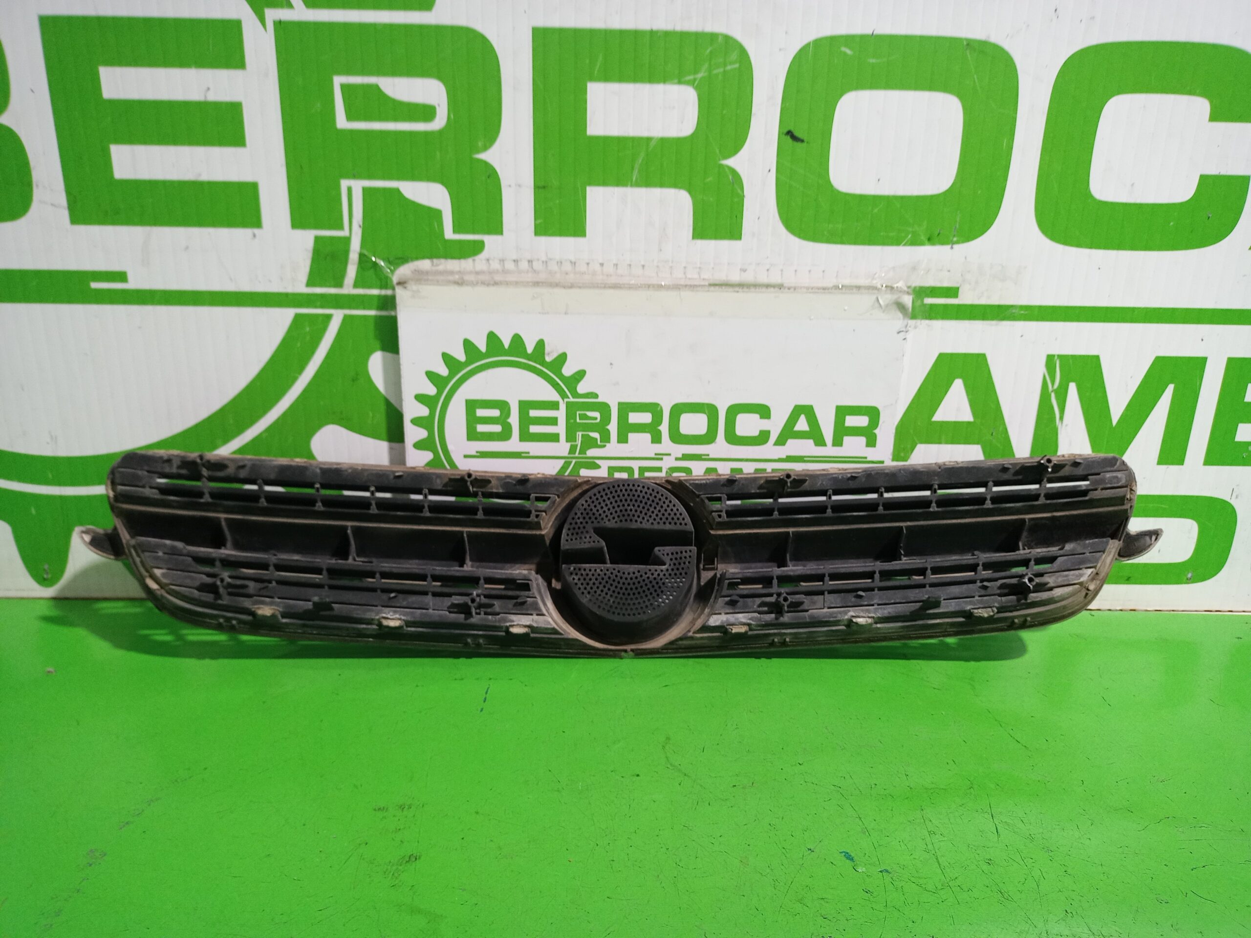 rejilla_delantera_464192822_opel_vectra_c_berlina_gts