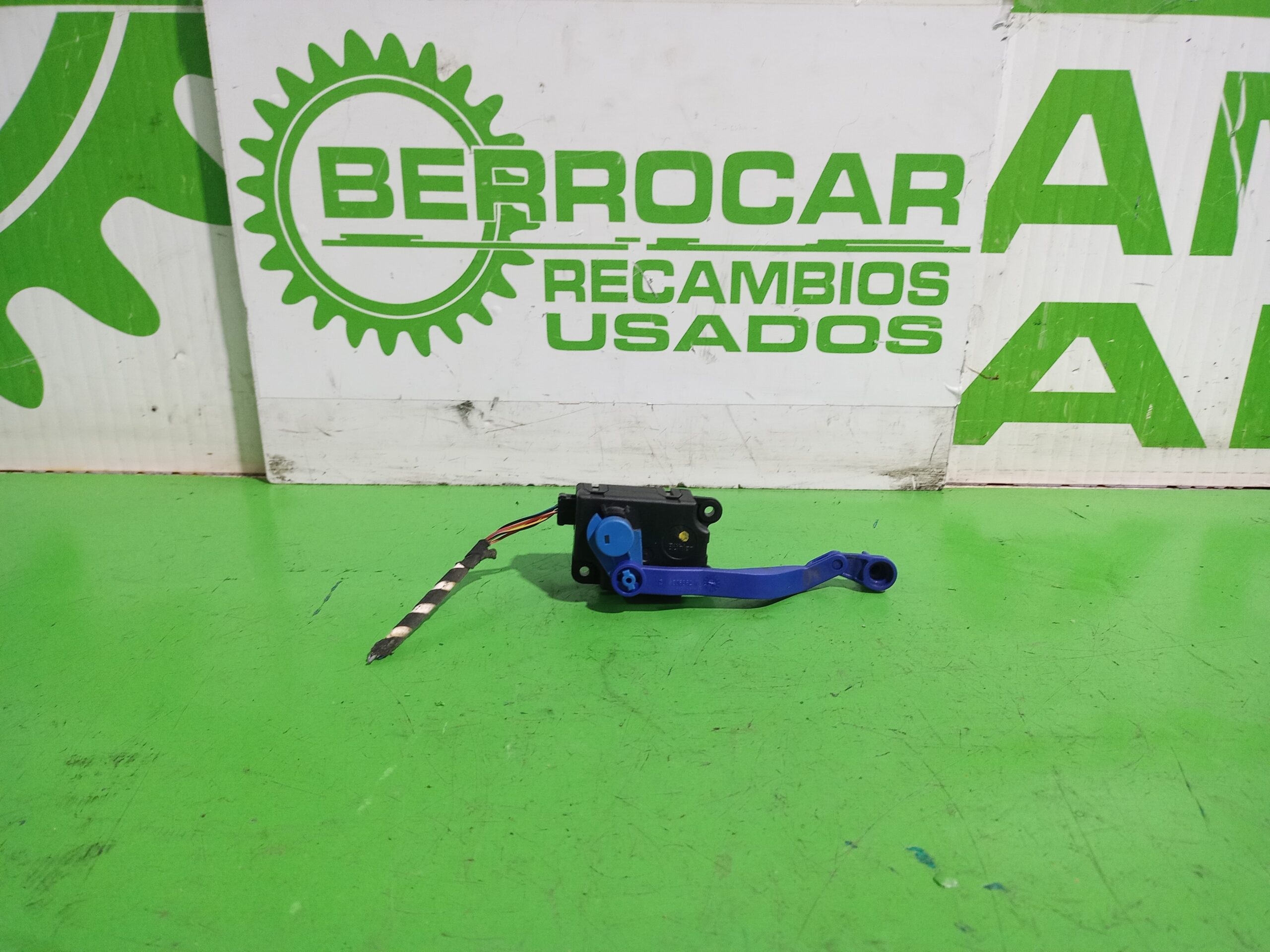 motor_apertura_trampilla_09180200_opel_vectra_c_berlina_gts